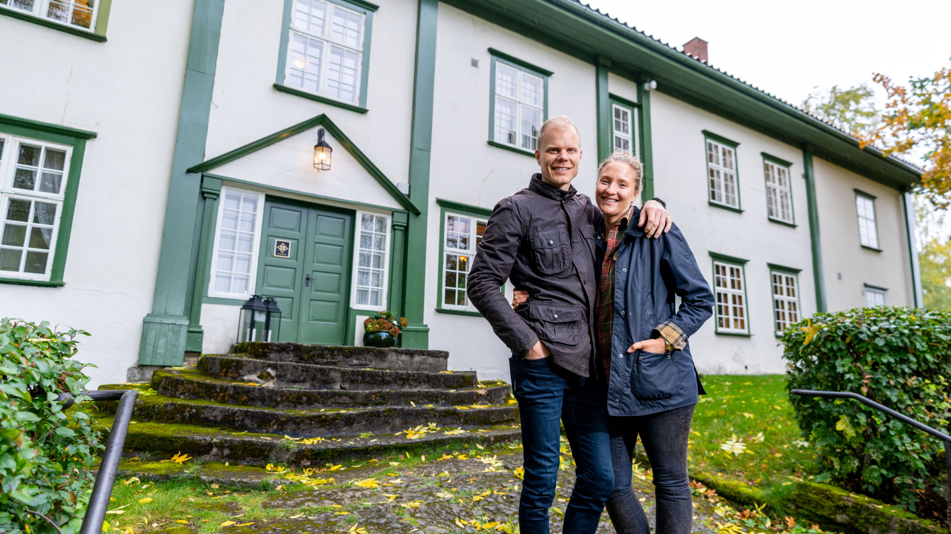 Eierne av Hoel Gård ønsker deg velkommen til gården, Østlandet, Norge.