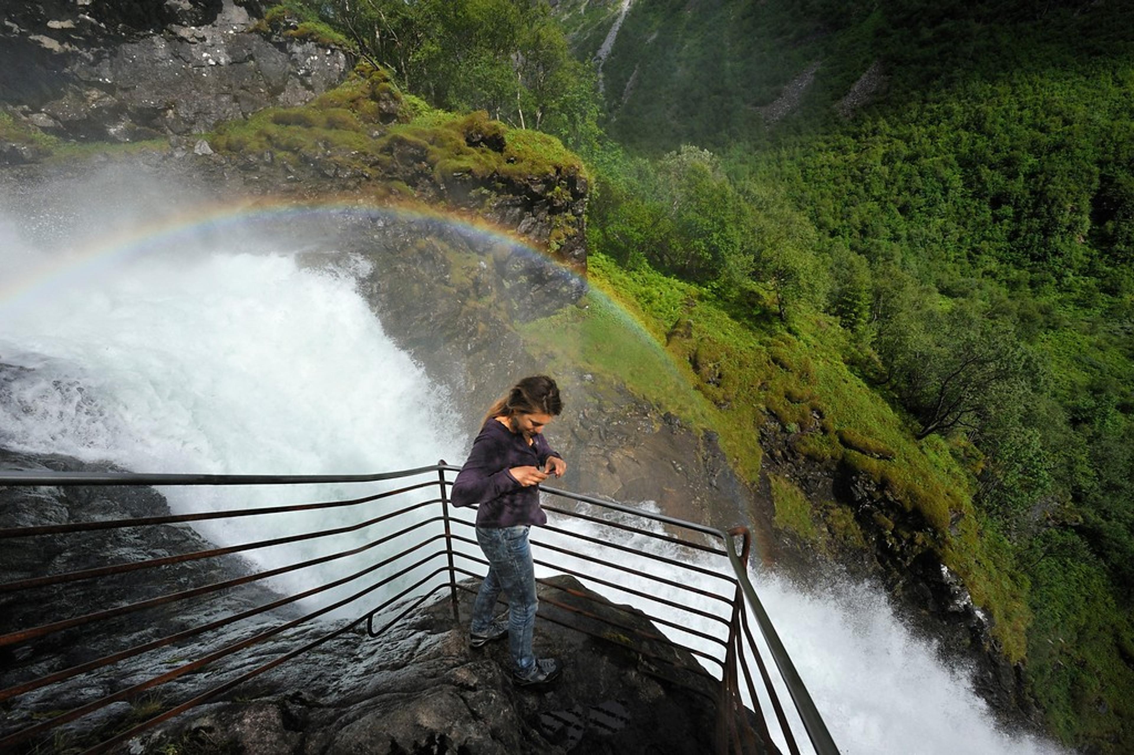 Øvstefossen waterfall