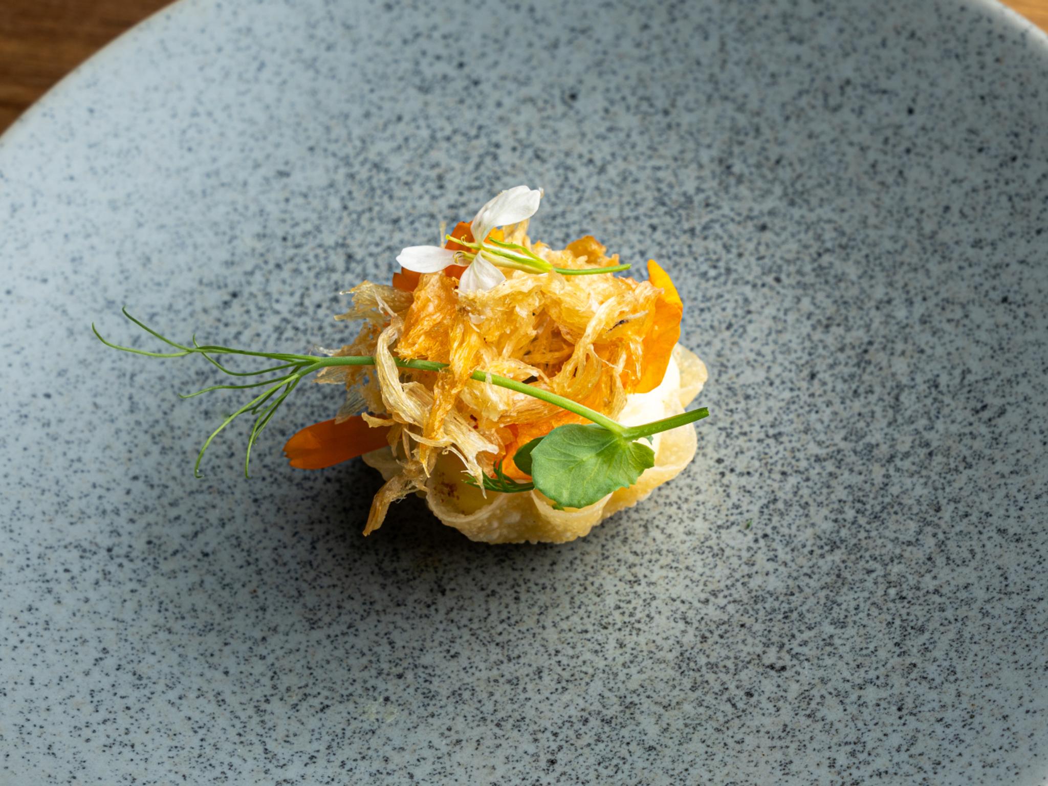 Mini tarts with stockfish and creamy pureed potatoes made by Tom Victor Gausdal