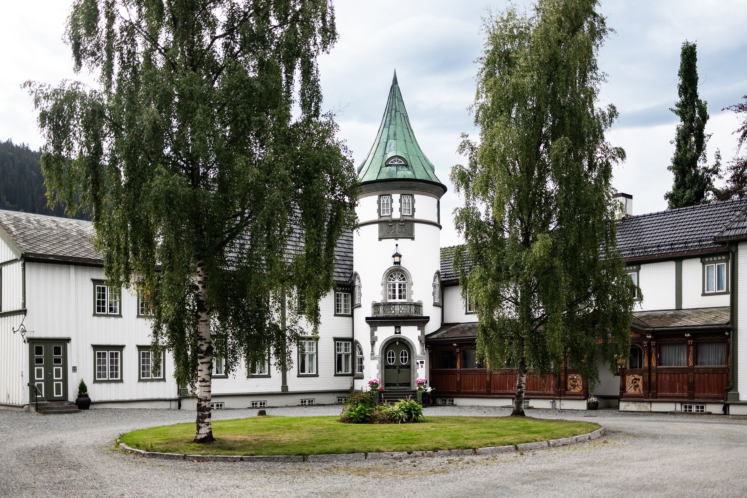 Beautiful Bårdshaug Herregård in Trøndelag