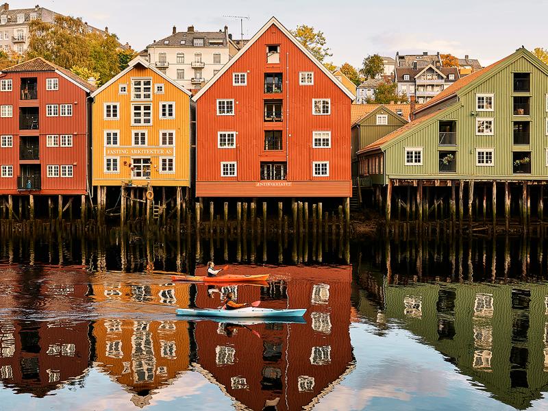 Plan your trip to Trondheim in Trøndelag and go kayaking on River Nidelva