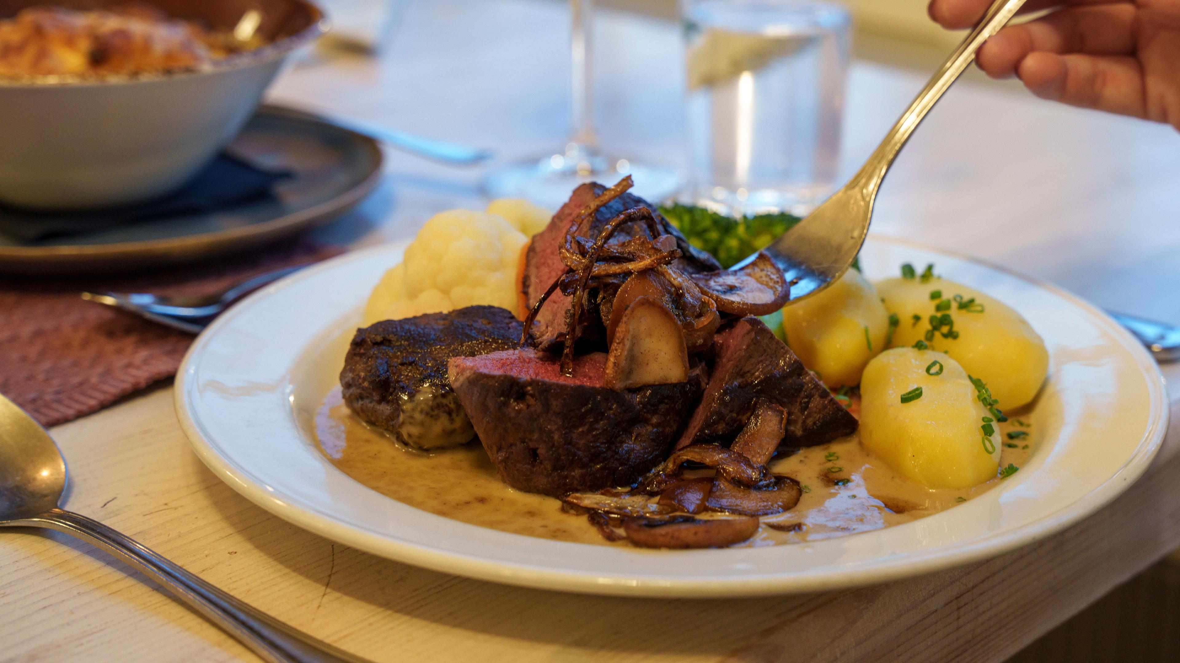 A reindeer dish on a plate.