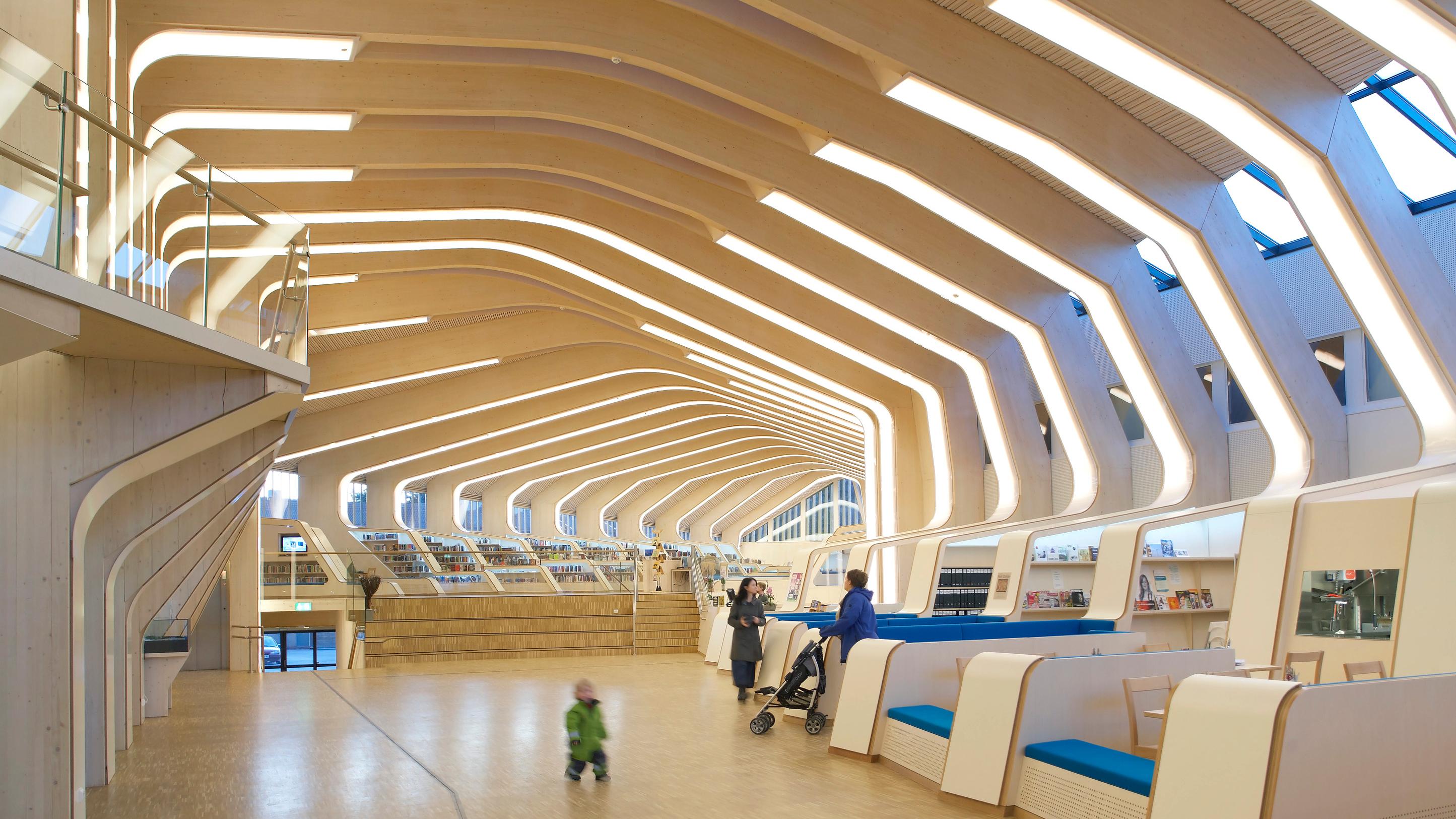 Inside Vennesla library, 1 of 6 library's you should visit while in Norway.