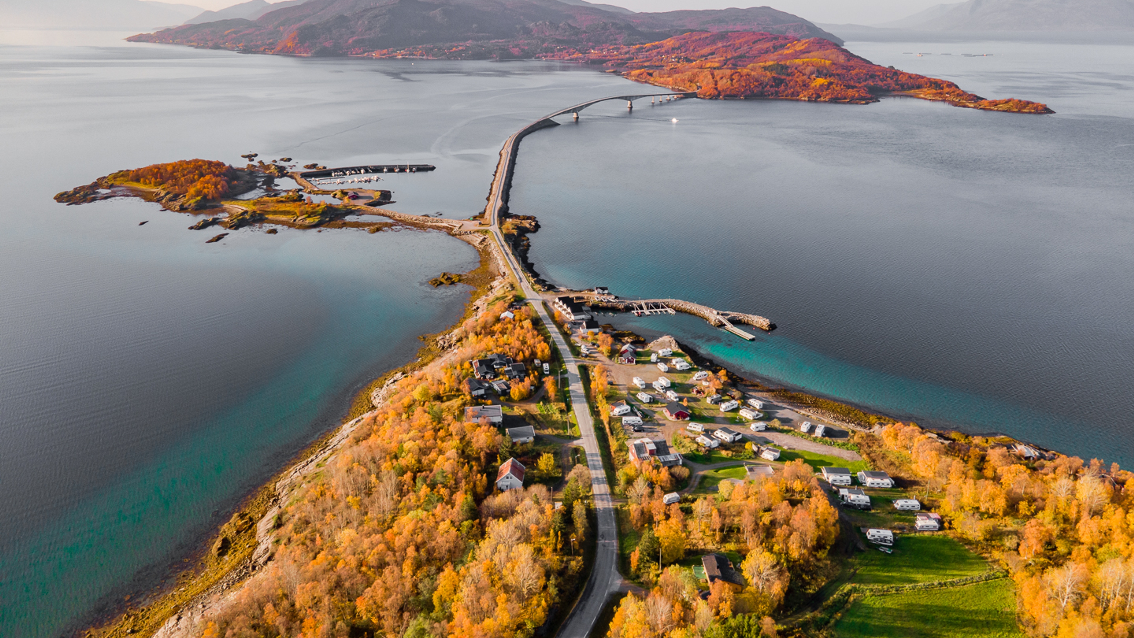 Road out to Dyrøy in Central Troms