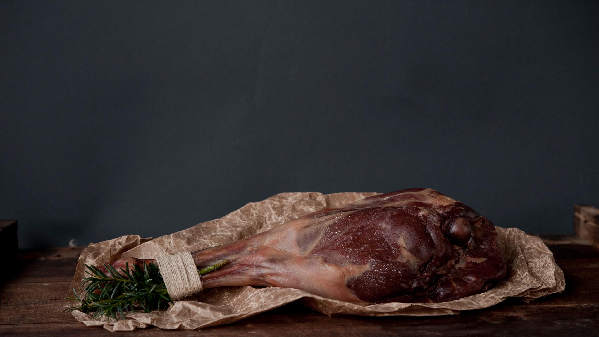 Salted and dried leg of lam - Fenalår