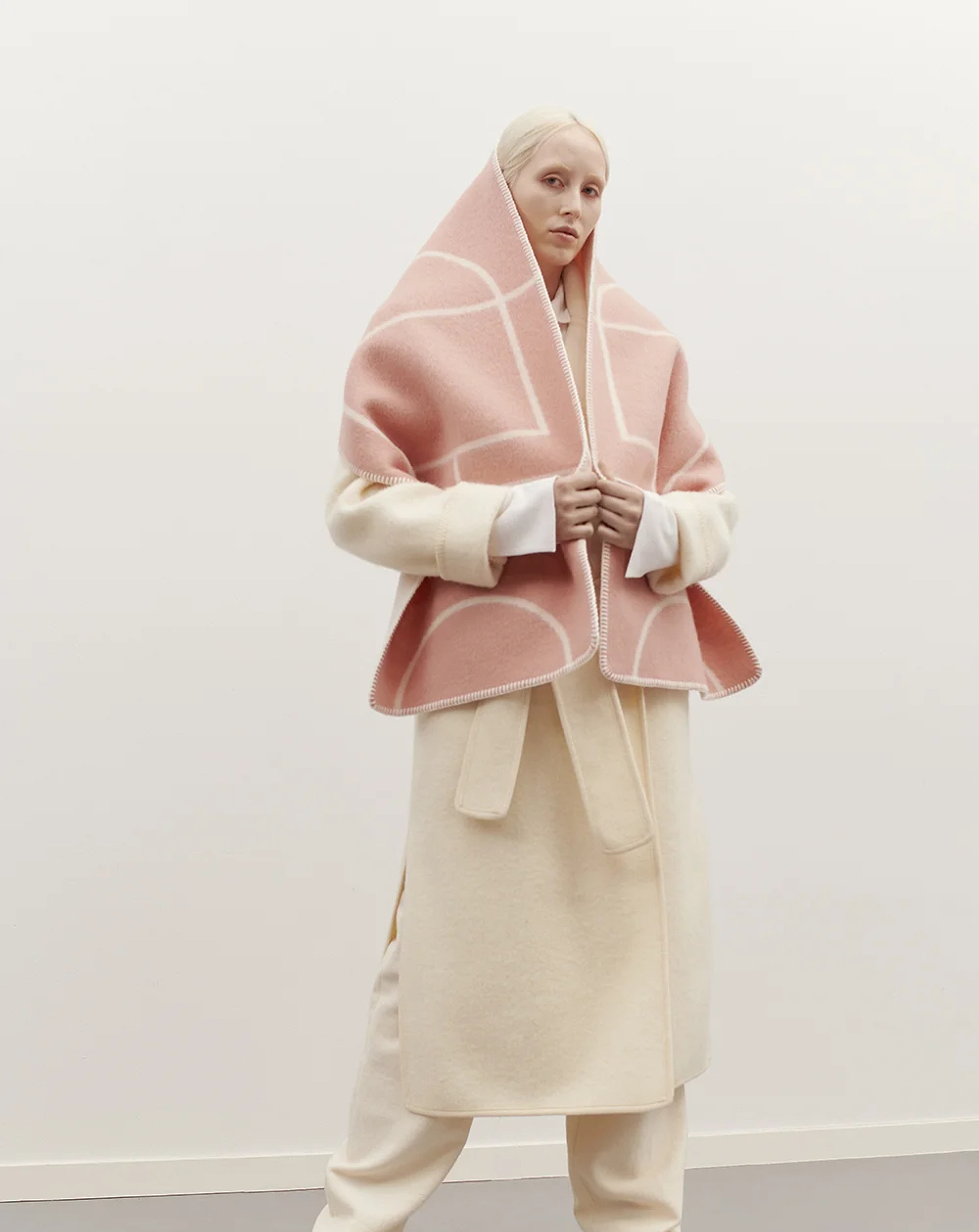 ESP Scarves - Kristine Five Melvær