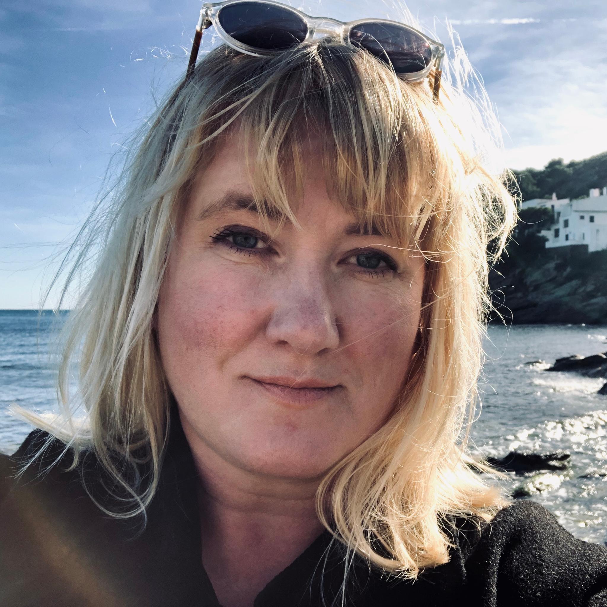 Autorin Helle Øder Valebrokk