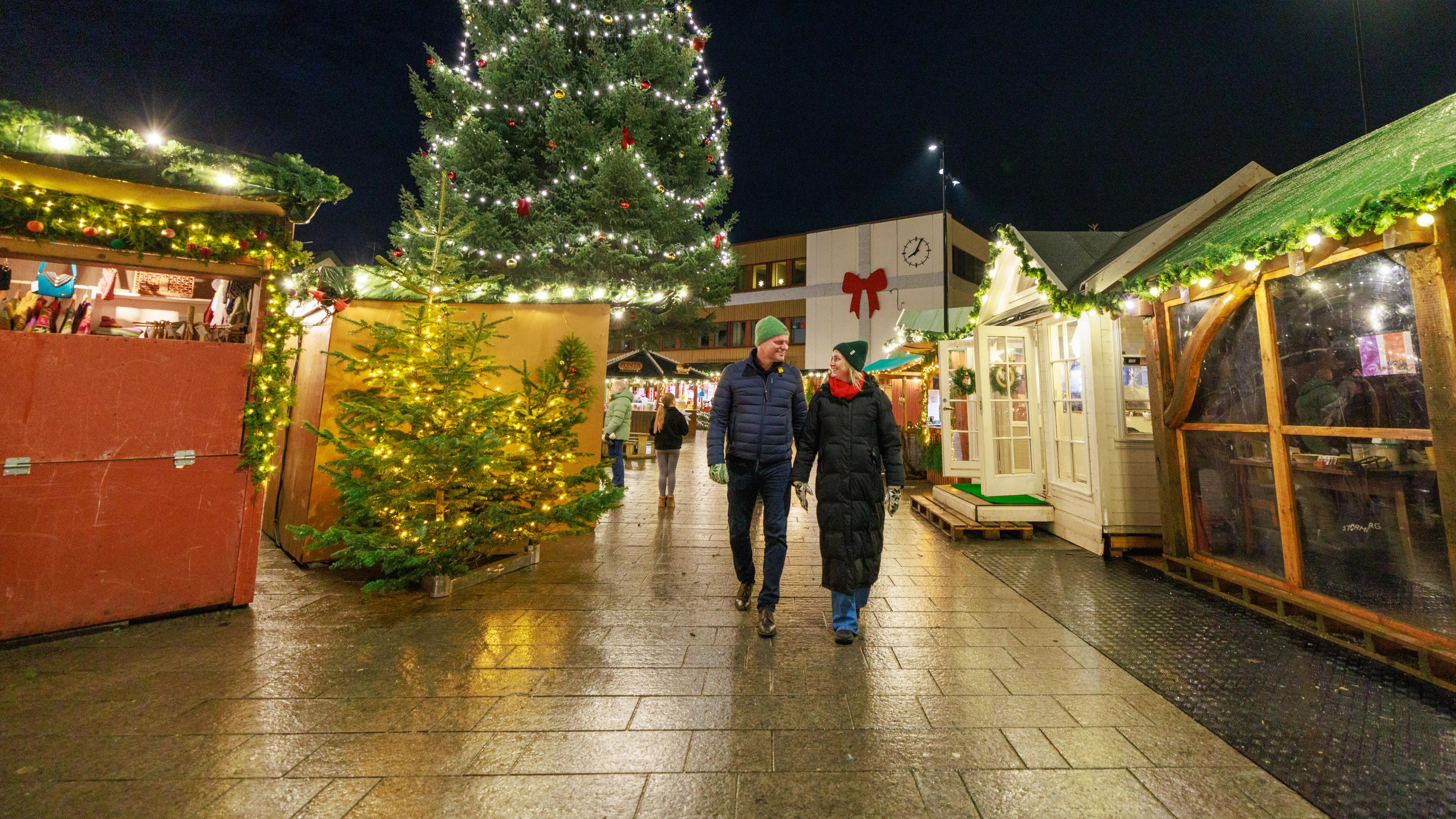 Two friends at the Christmas market in Egersund, Southwestern Norway