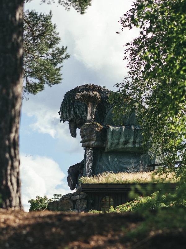 A troll in Hunderfossen