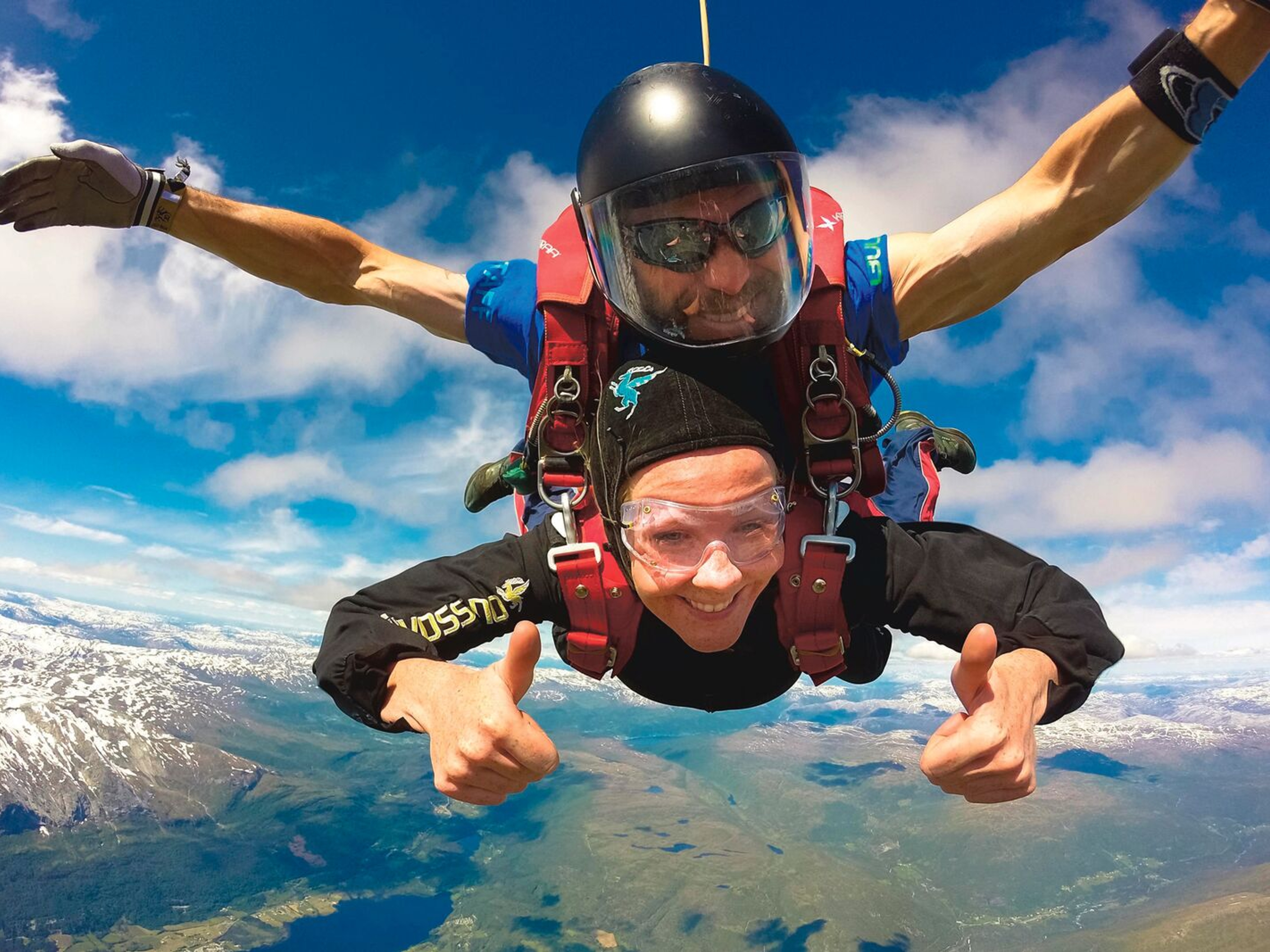 Tandem skydive in Voss