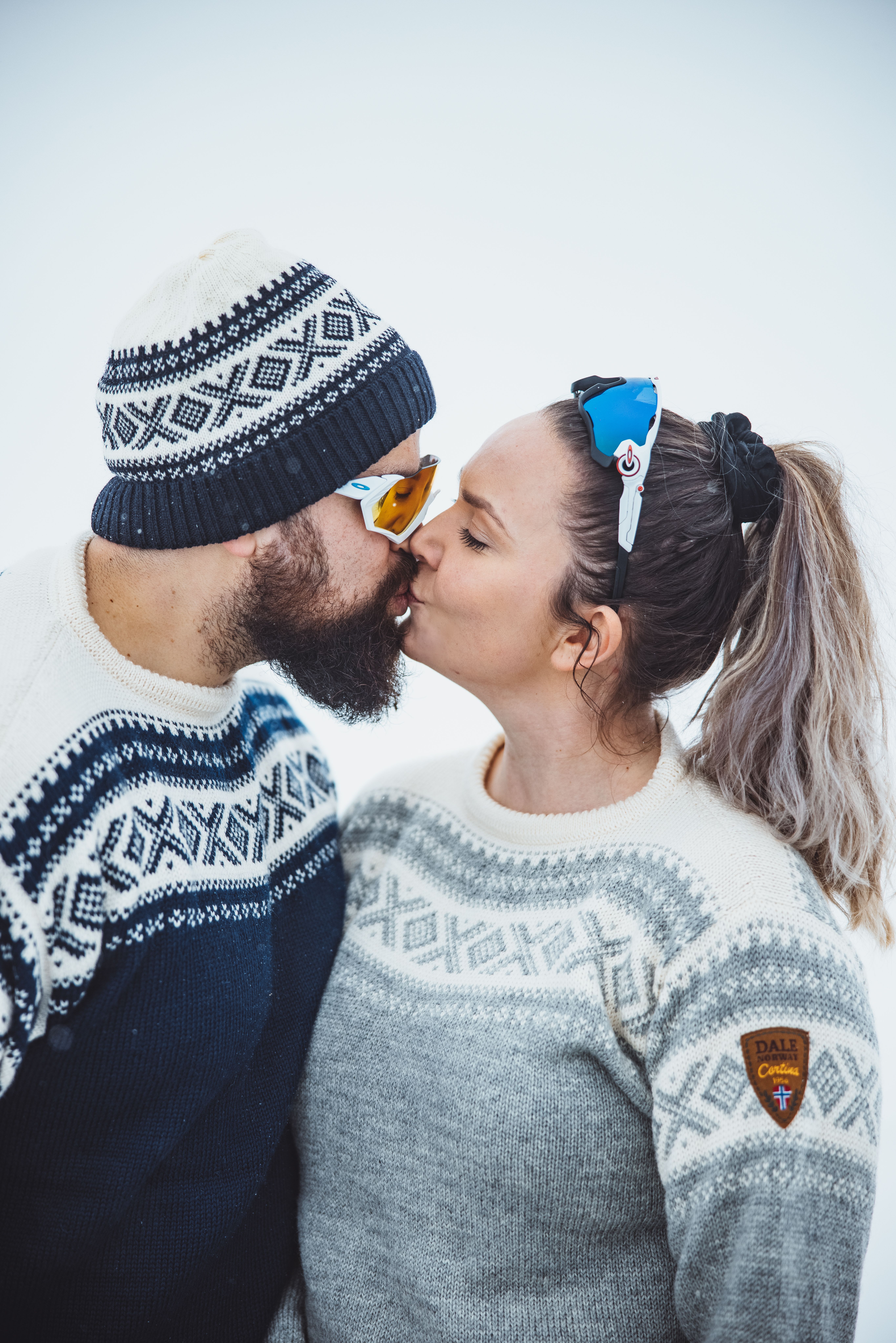 Romantic couple in knitted Marius sweaters from Dale