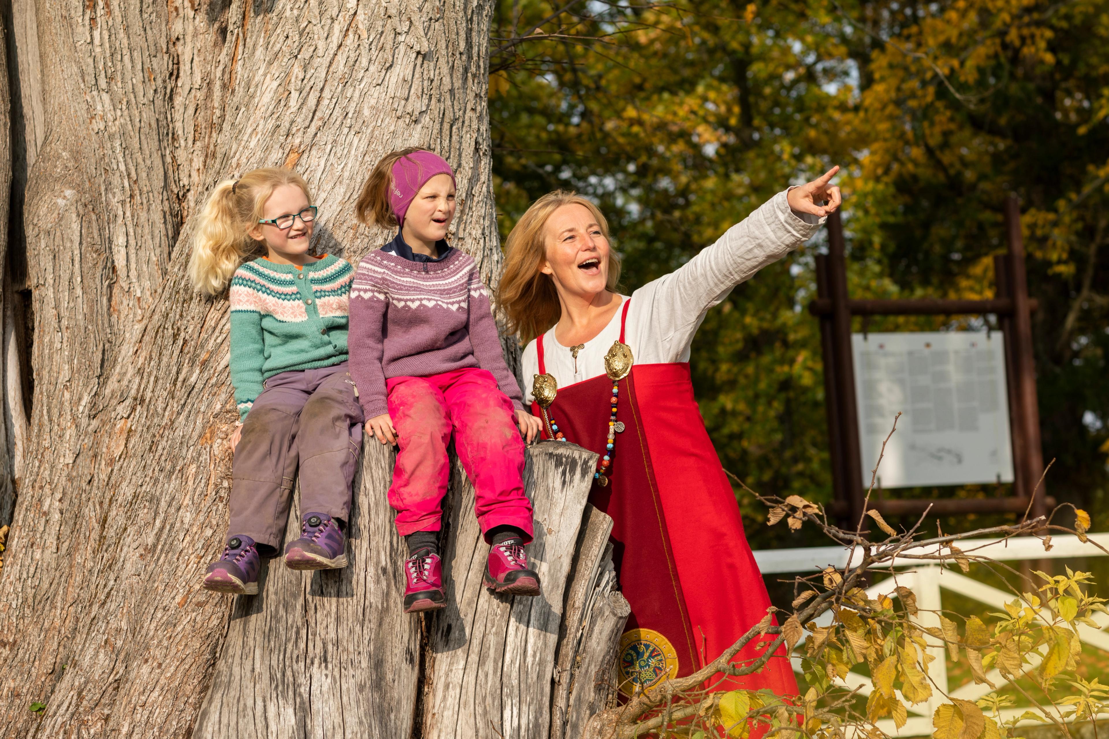 Kids visiting Egge museum in Steinkjer