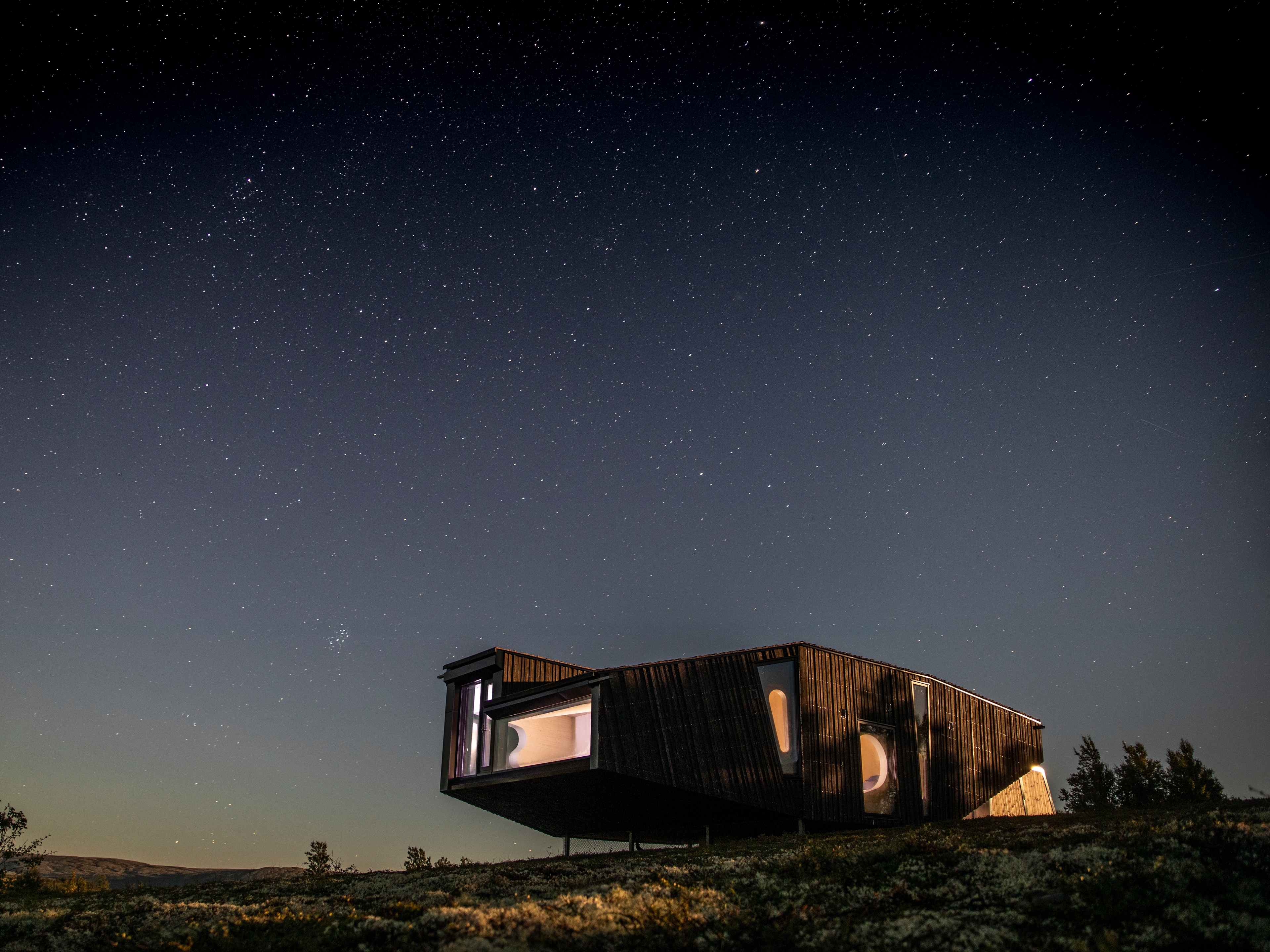 The UFO-cabin in Hessdalen by night