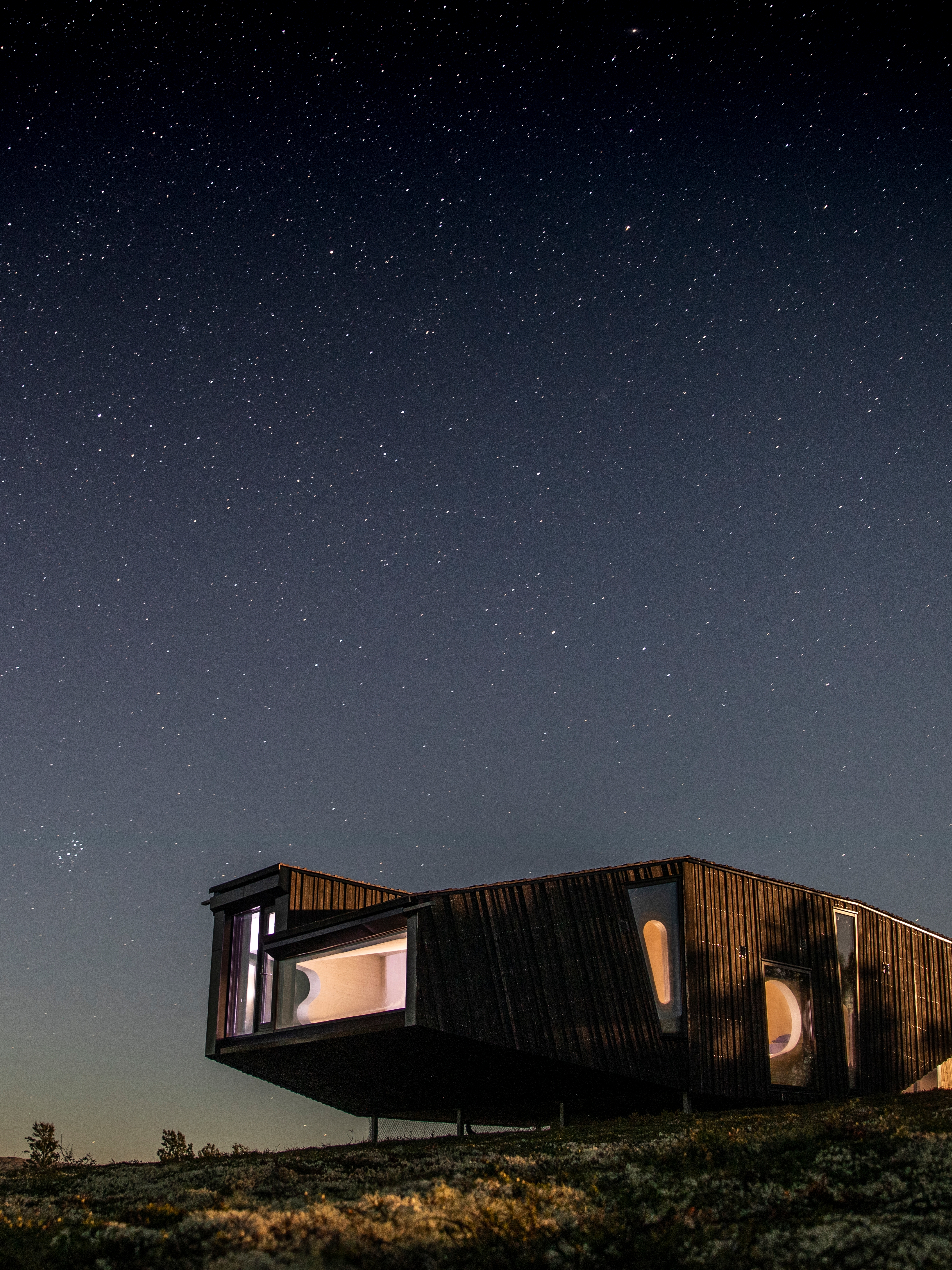 The UFO-cabin in Hessdalen by night