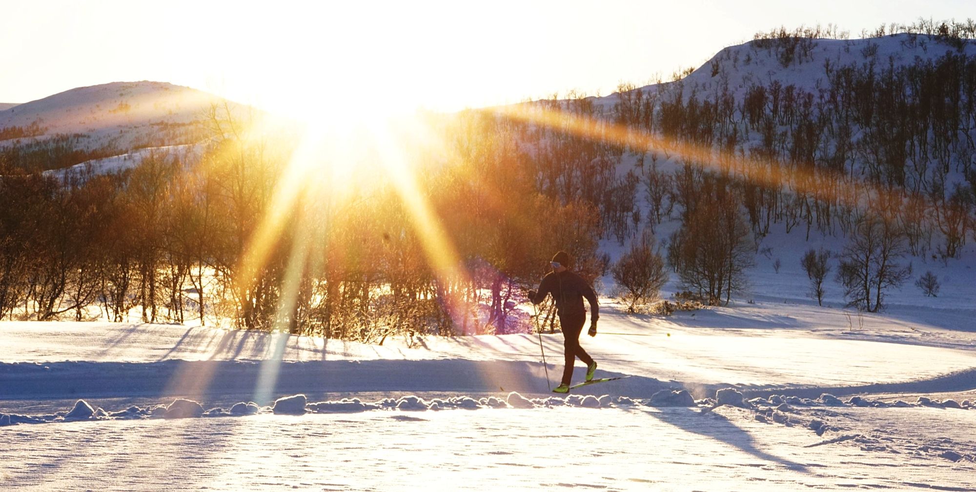 Person cross-country skiing in Oppdal