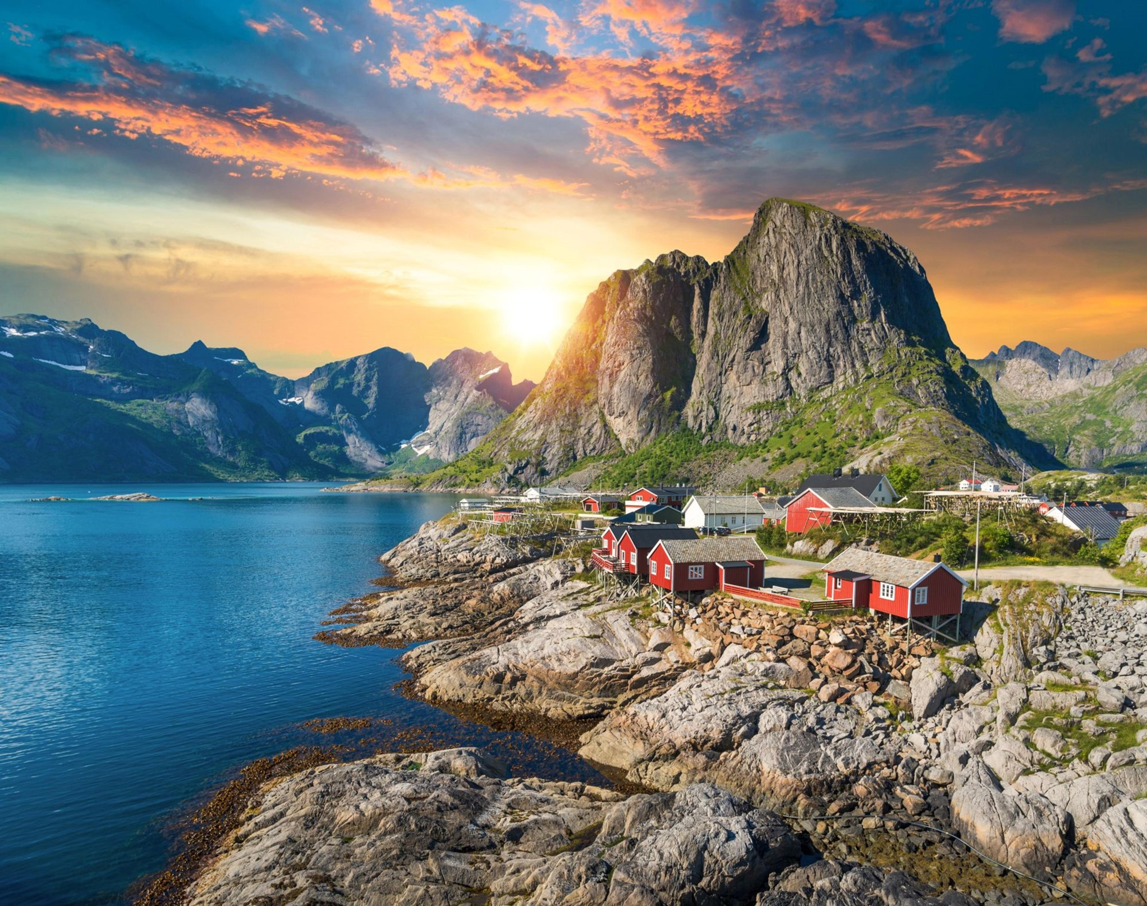 Lofoten Islands in a nutshell by Fjord Tours