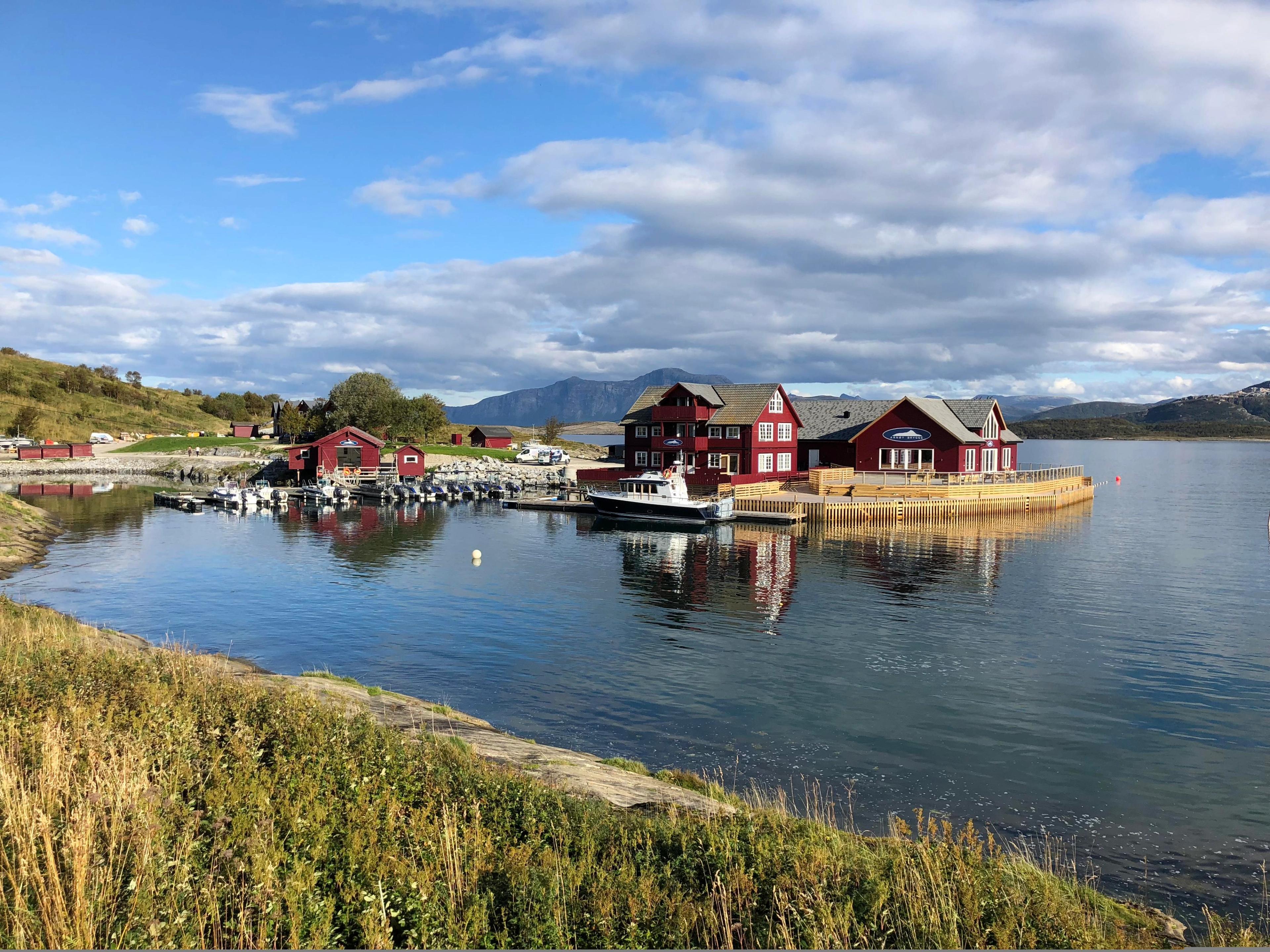 Arnøy Brygge, Helgeland, Norte de Noruega.