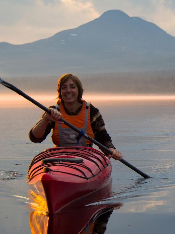 Two people paddling on Lake Femunden in Eastern Norway