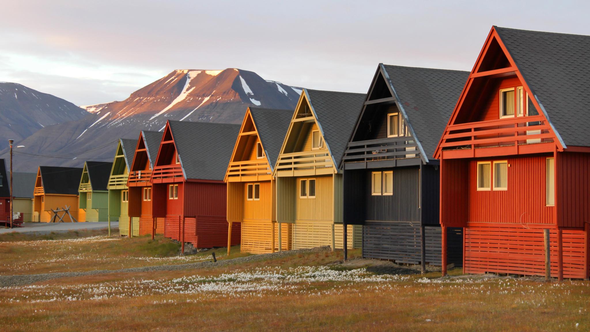 Colourful houses in Longyearbyen