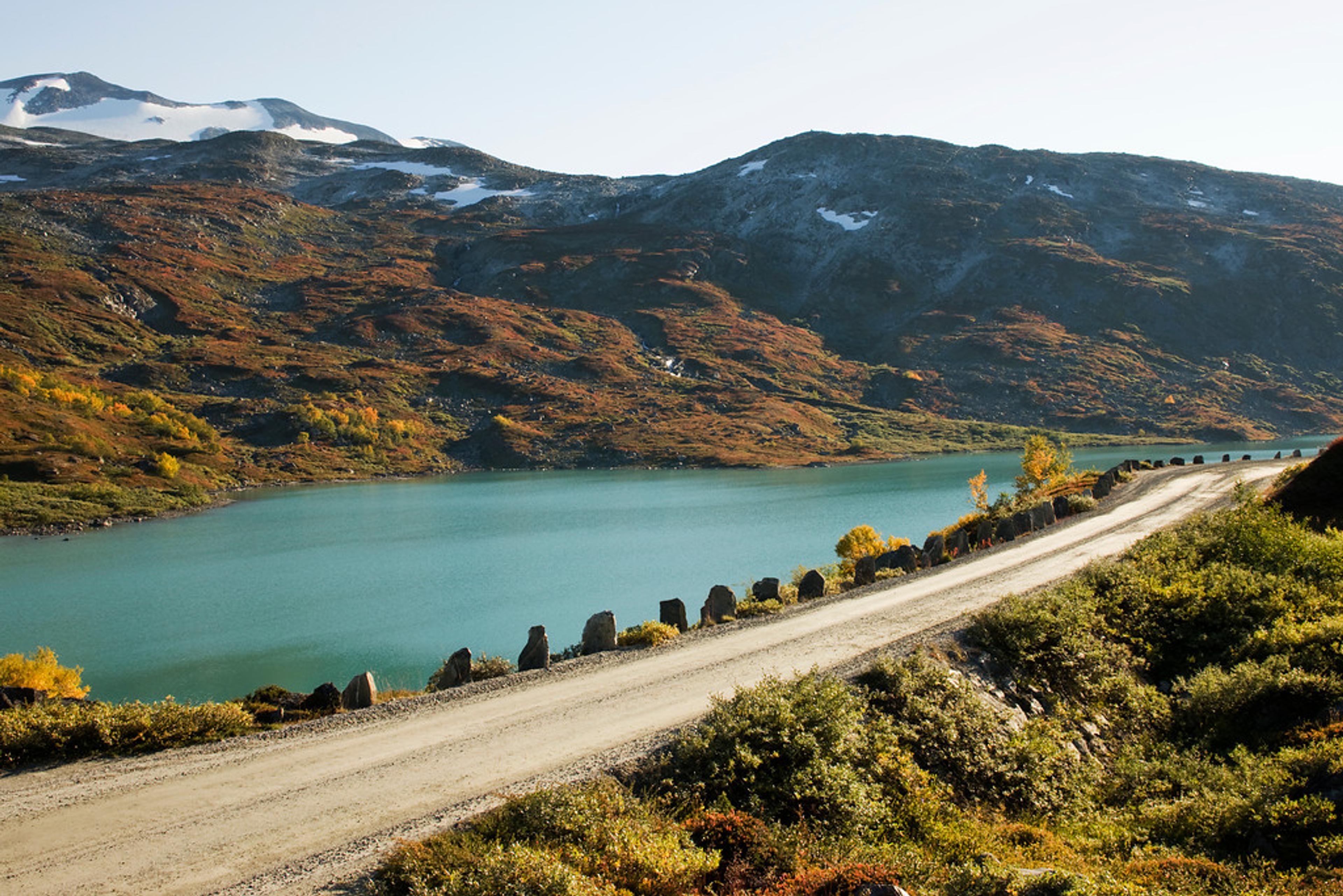 Heillstuguvatnet lake