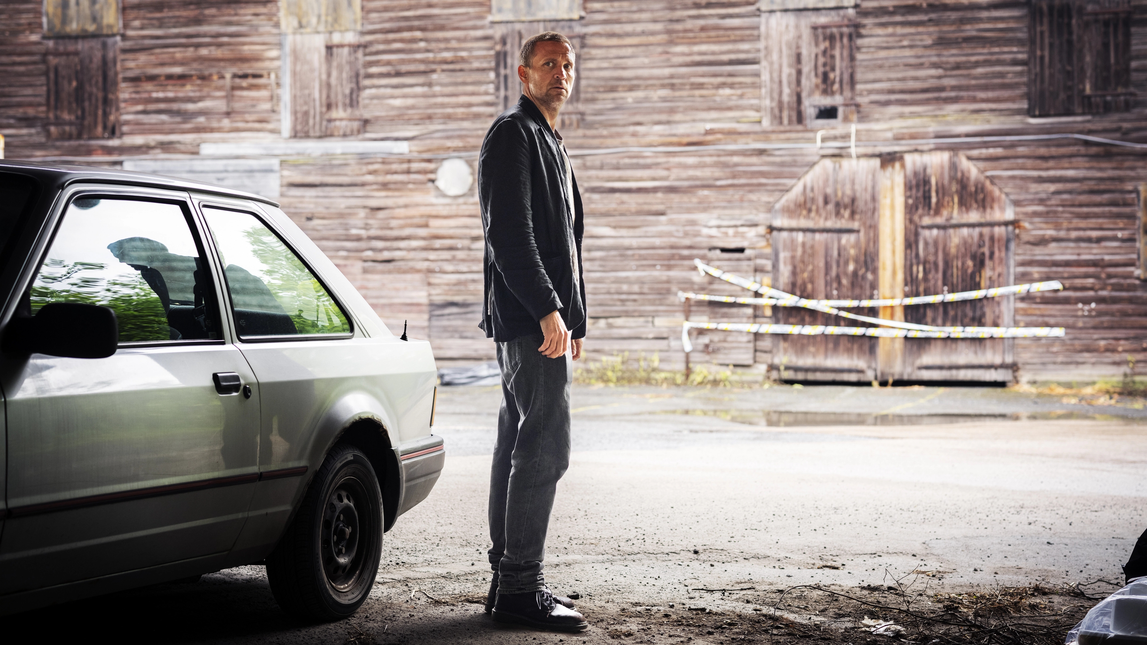 Tobias Santelmann as Harry Hole in the Netflix series