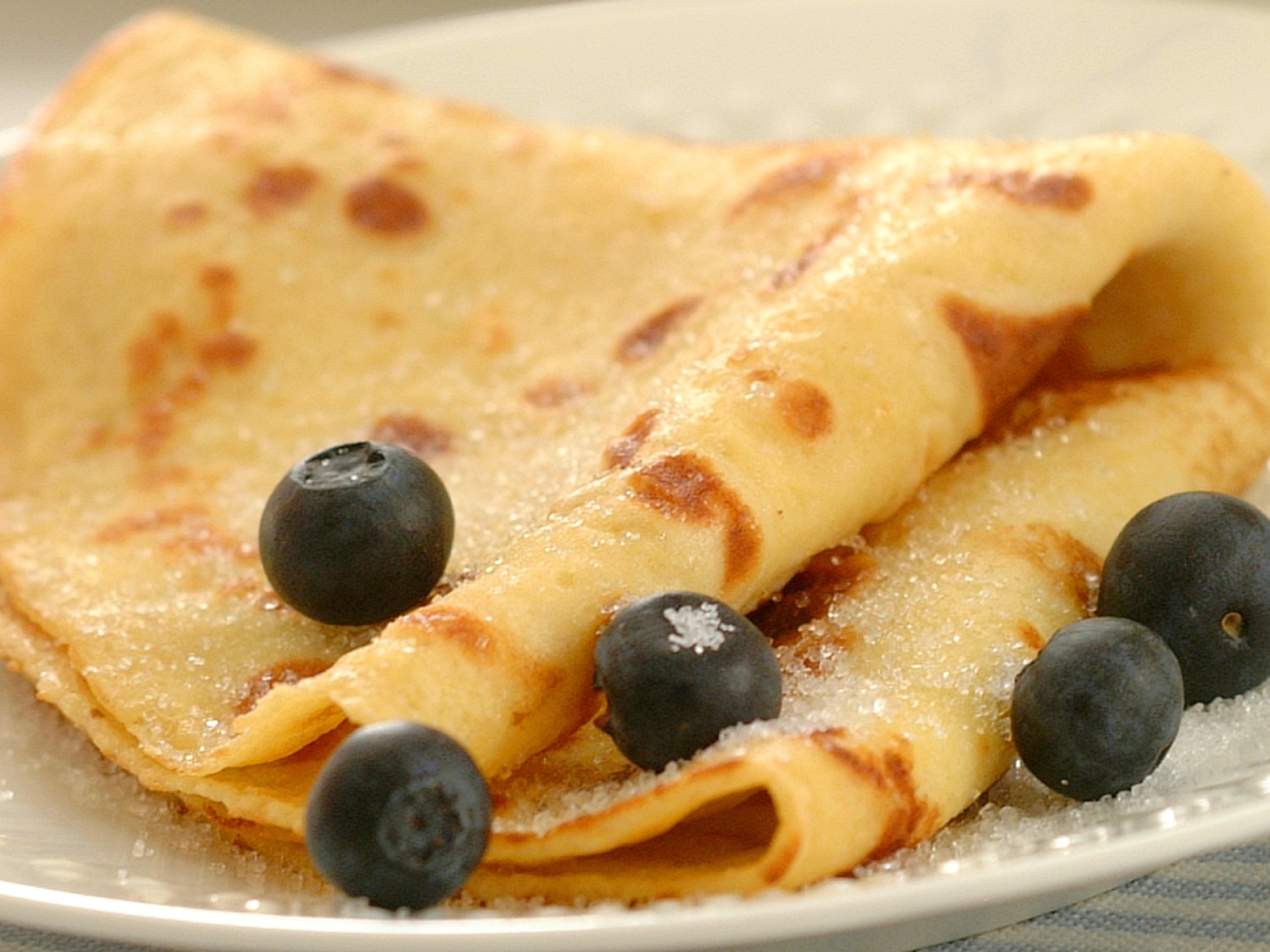 Norwegian pancakes with blueberry