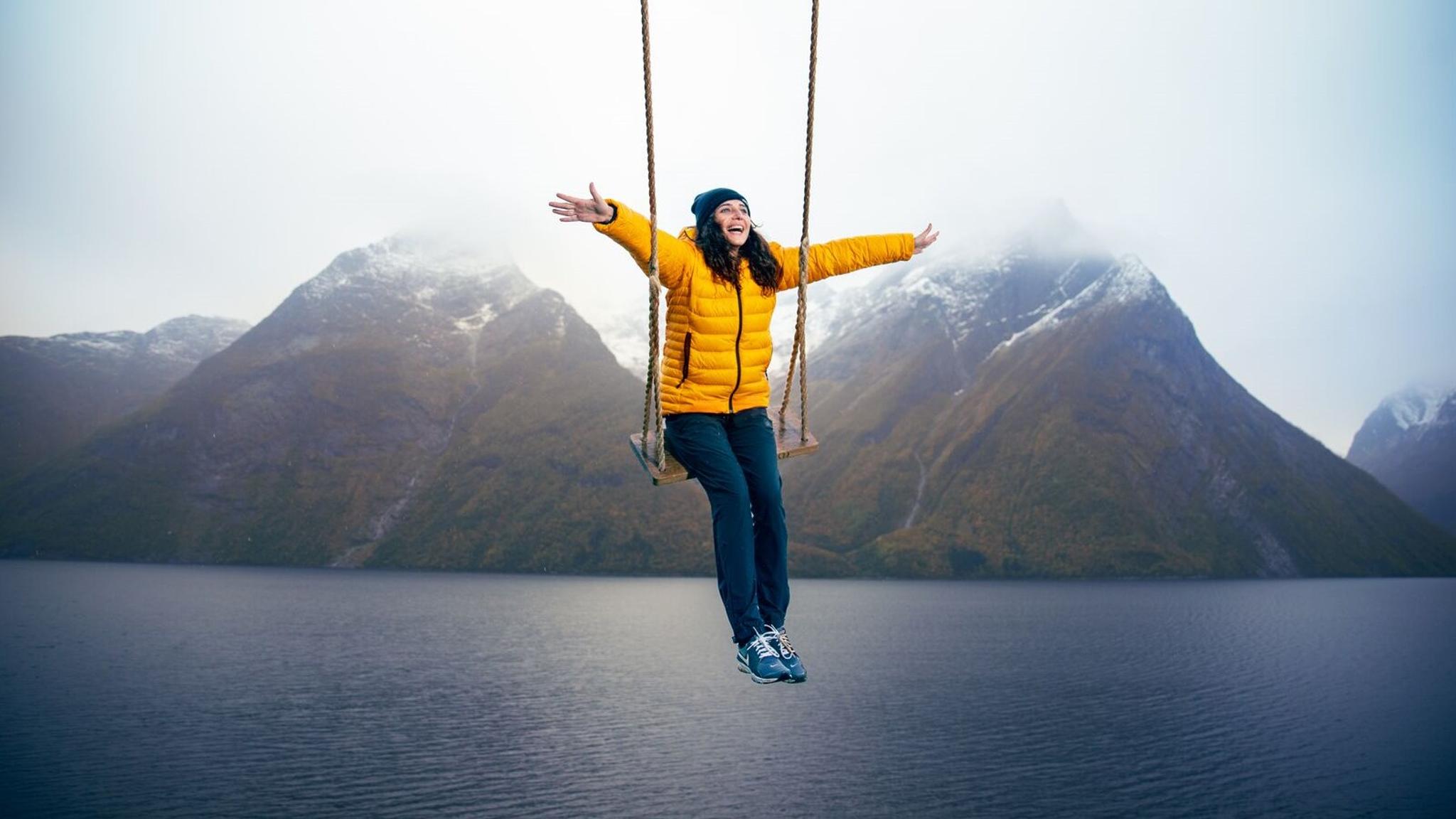 Swing in Hjørundfjorden