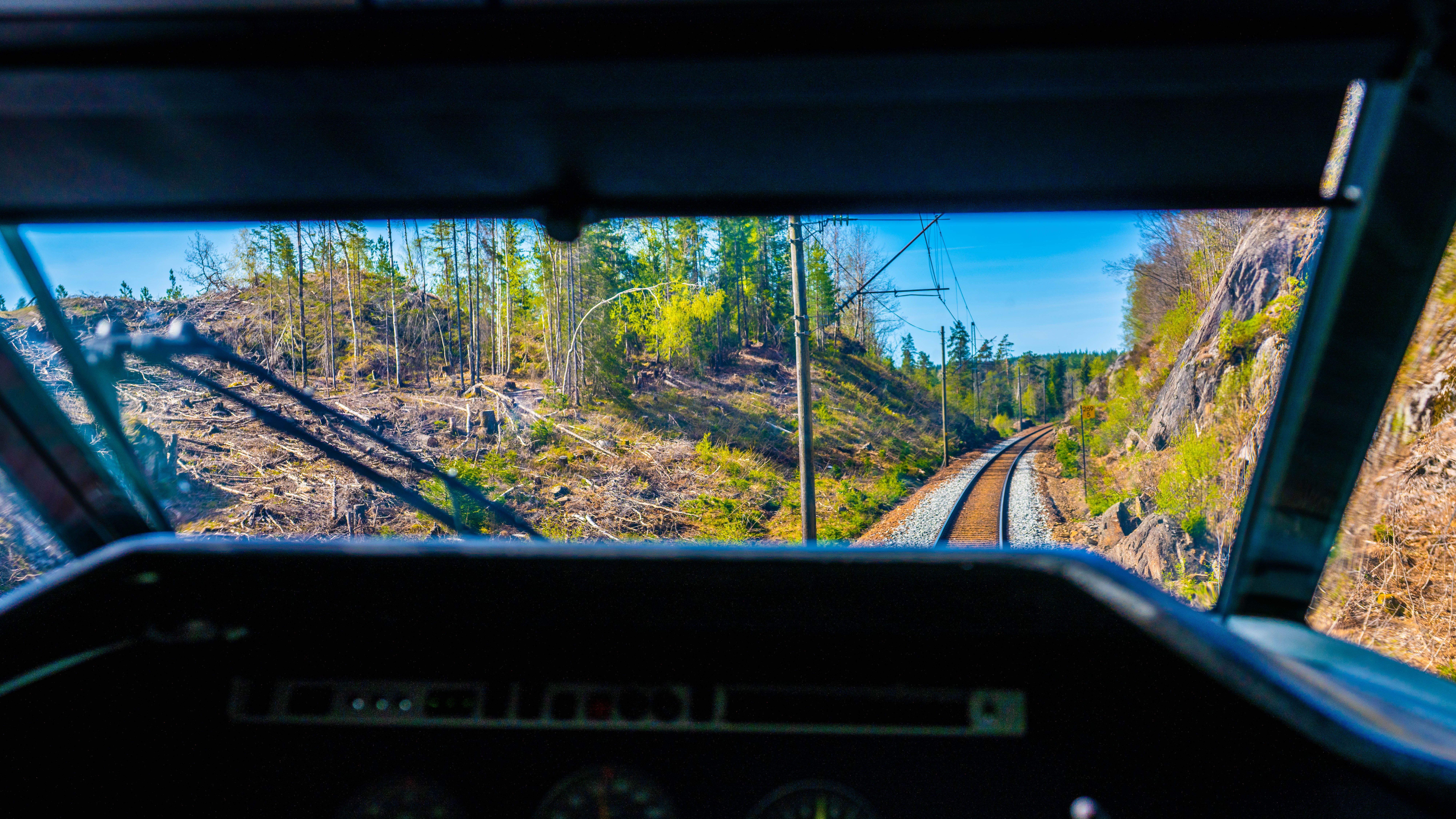 Front view from the window at the Sørlandet line train