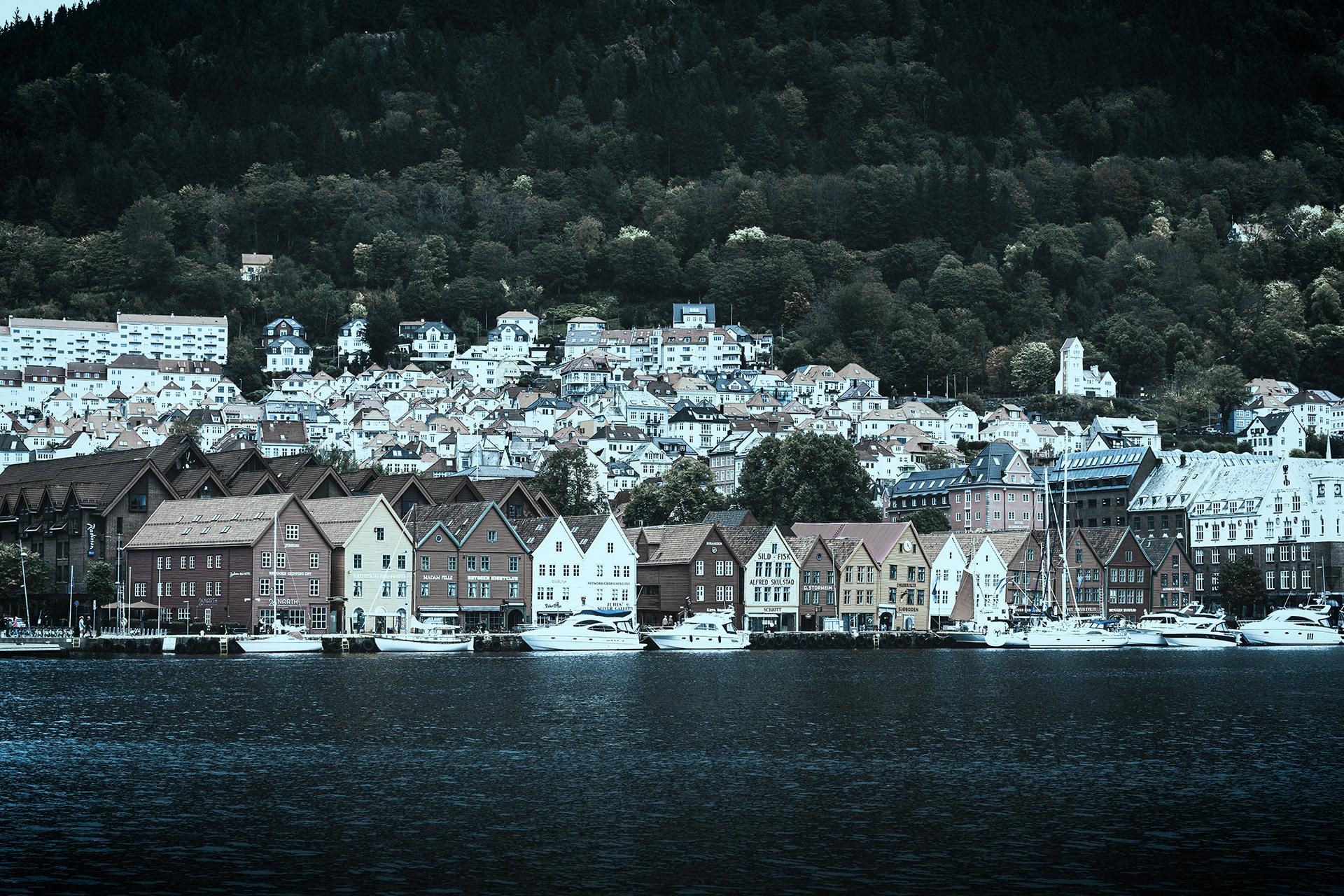 Bergen by the harbour