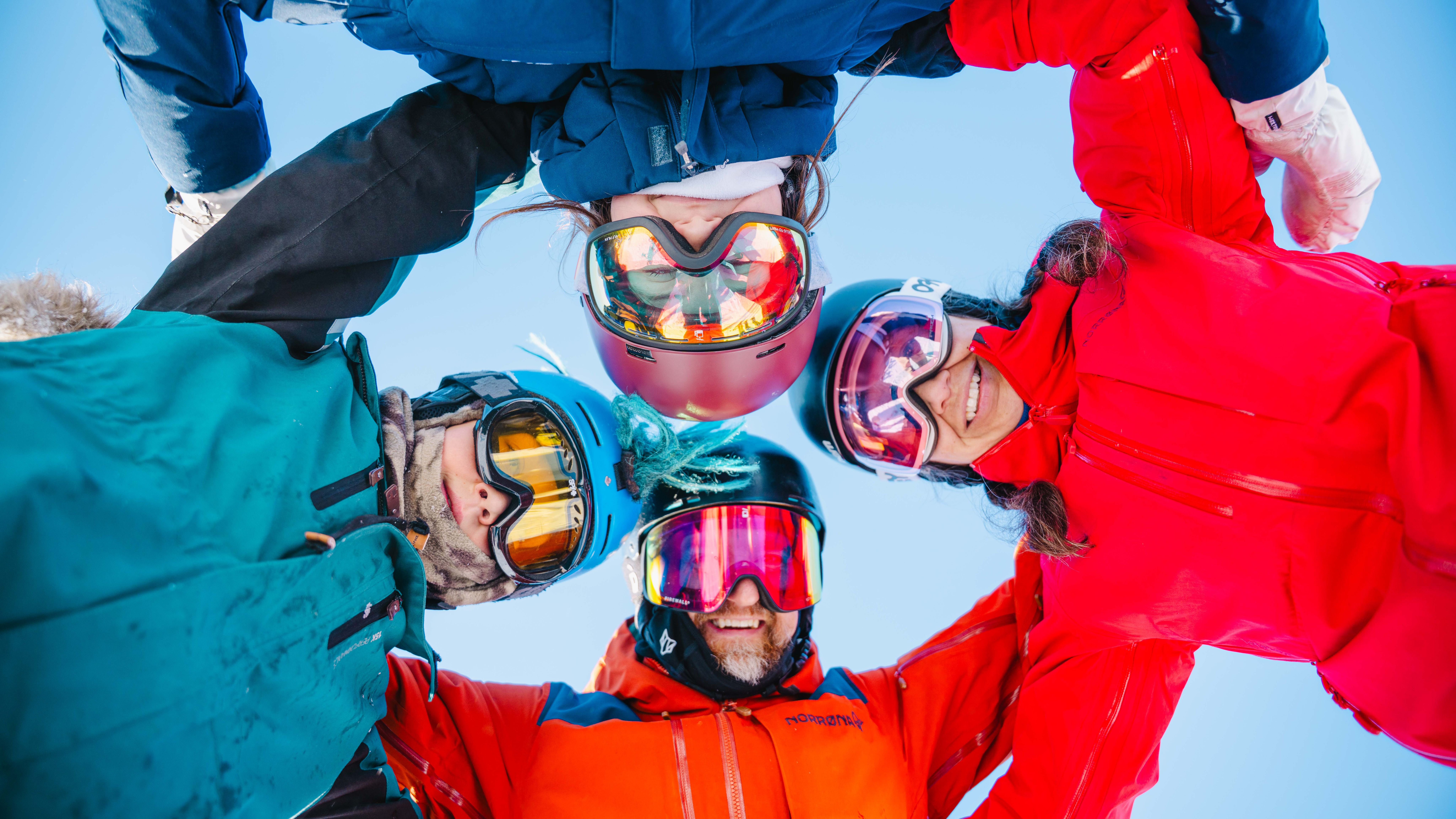 A family in the alpine slopes in Hemsedal