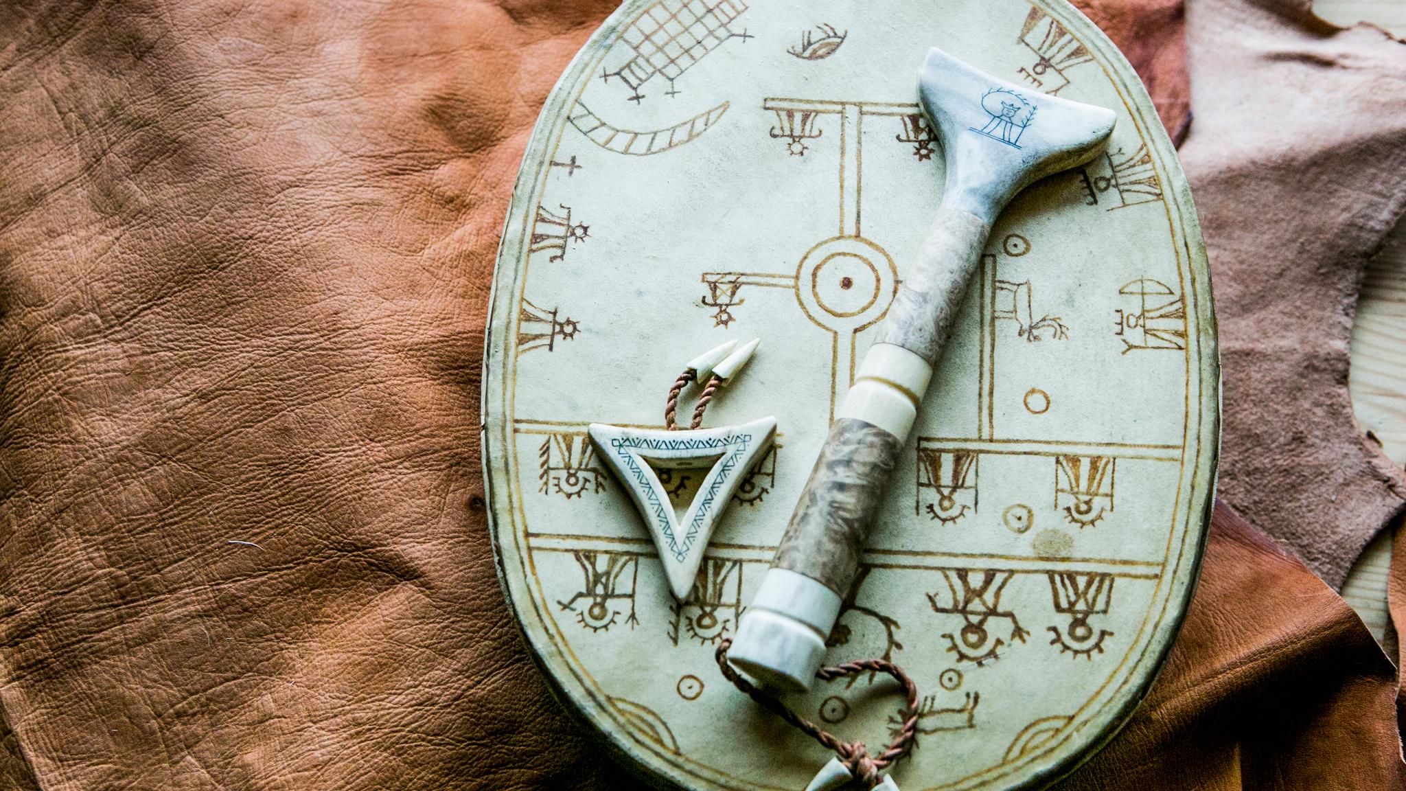 Sami arts and crafts: jewellery and leather