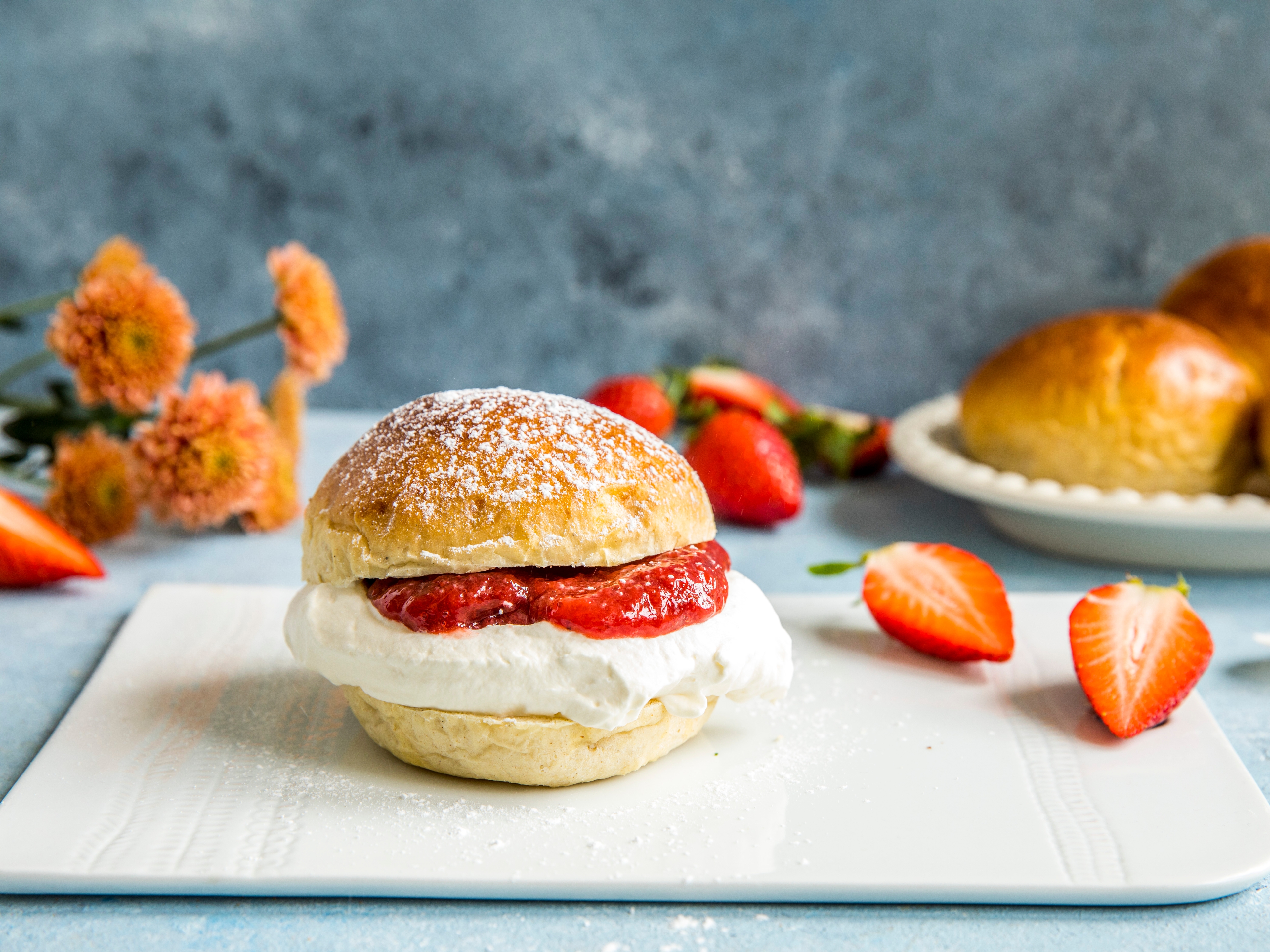 Fastelavnsbolle - Norwegian traditional, festive buns with cream and jam