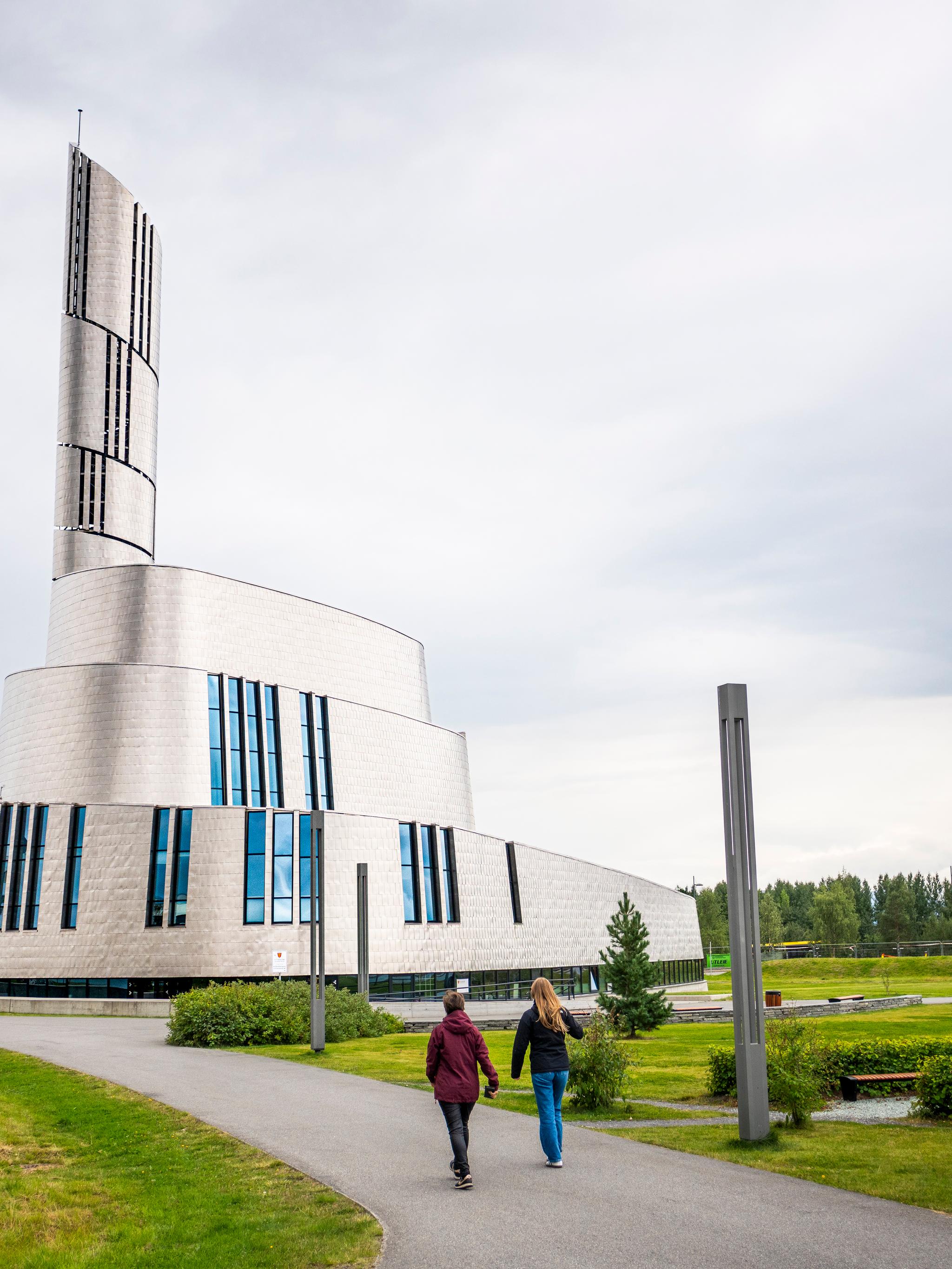 Tourists visiting Nordlyskatedralen in Alta