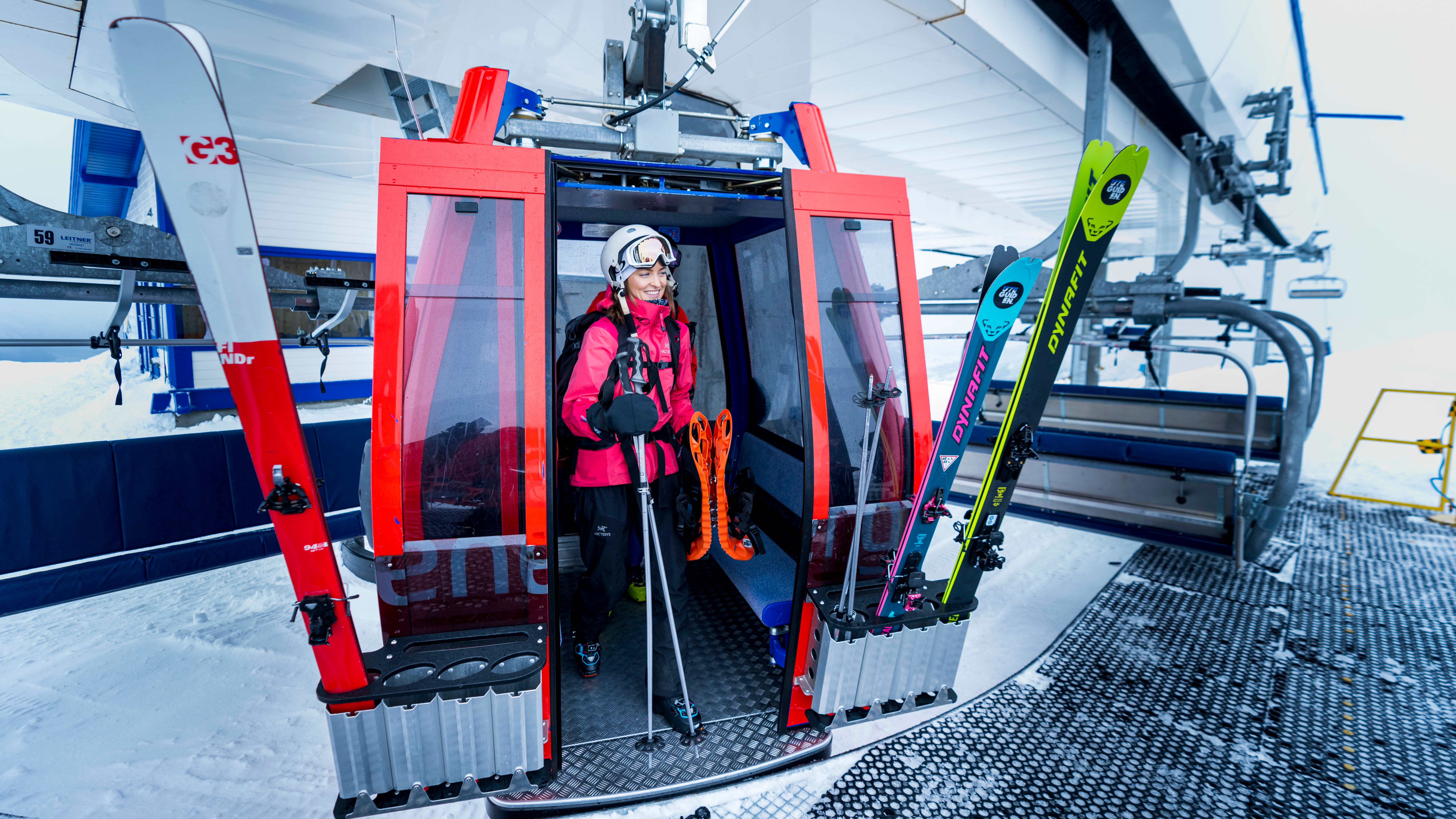 People disembarking the gondola at Stranda Ski Resort