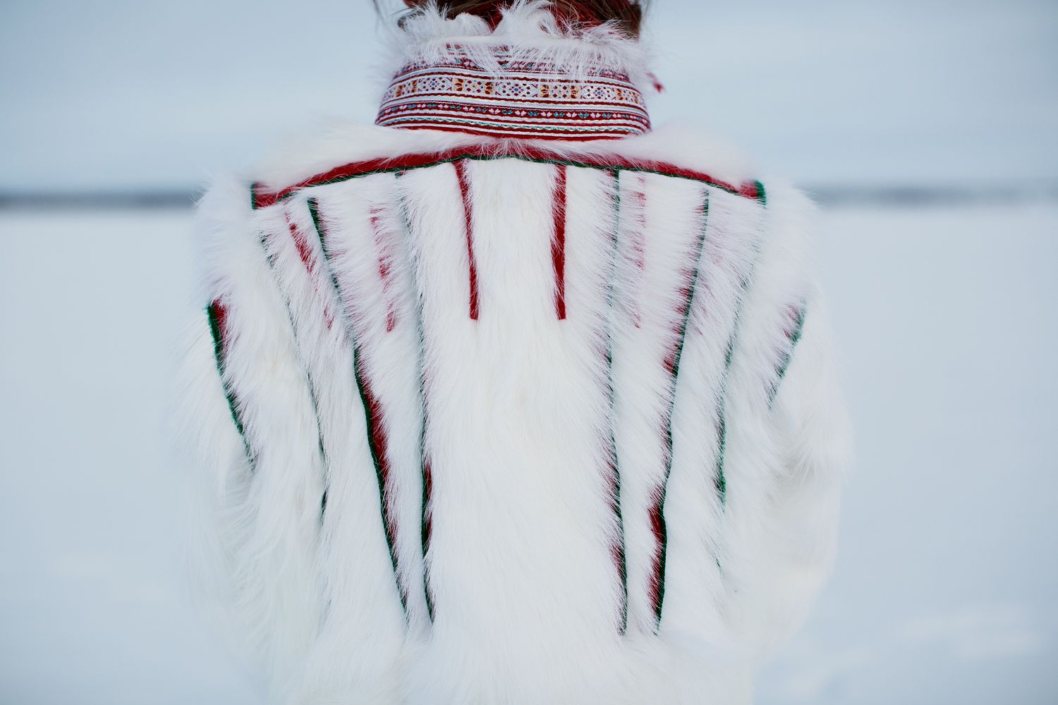 Details of traditional Sámi clothes.