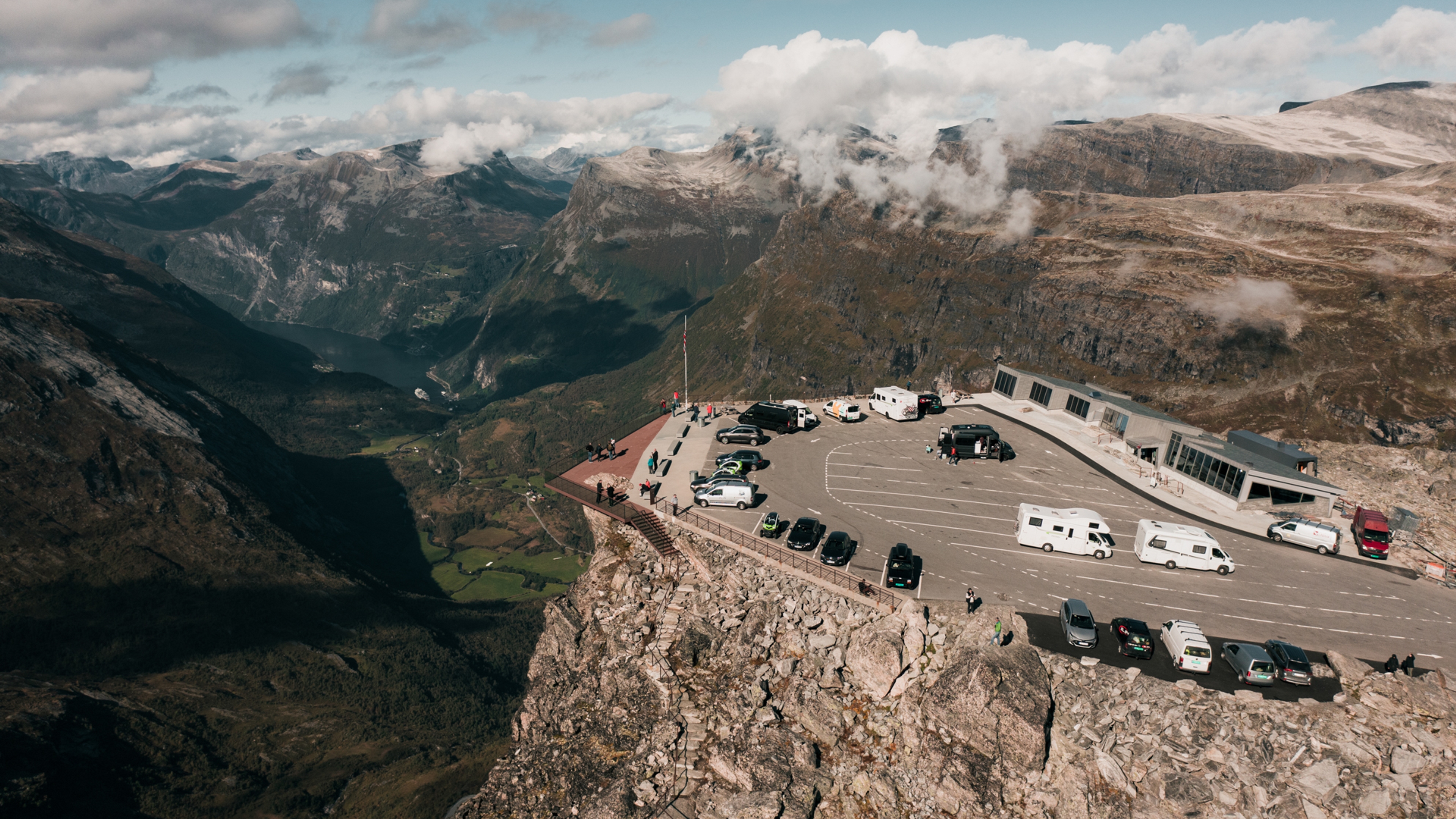 Dalsnibba Geiranger Skywalk