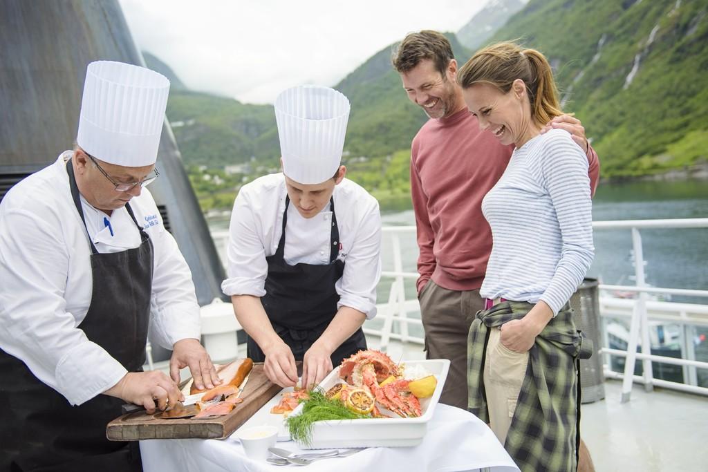 Expérience culinaire norvégienne à bord de Hurtigruten