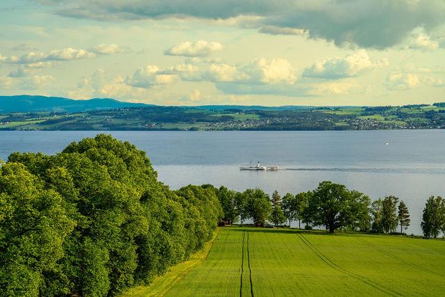 The historical DS Skibladner on lake Mjøsa
