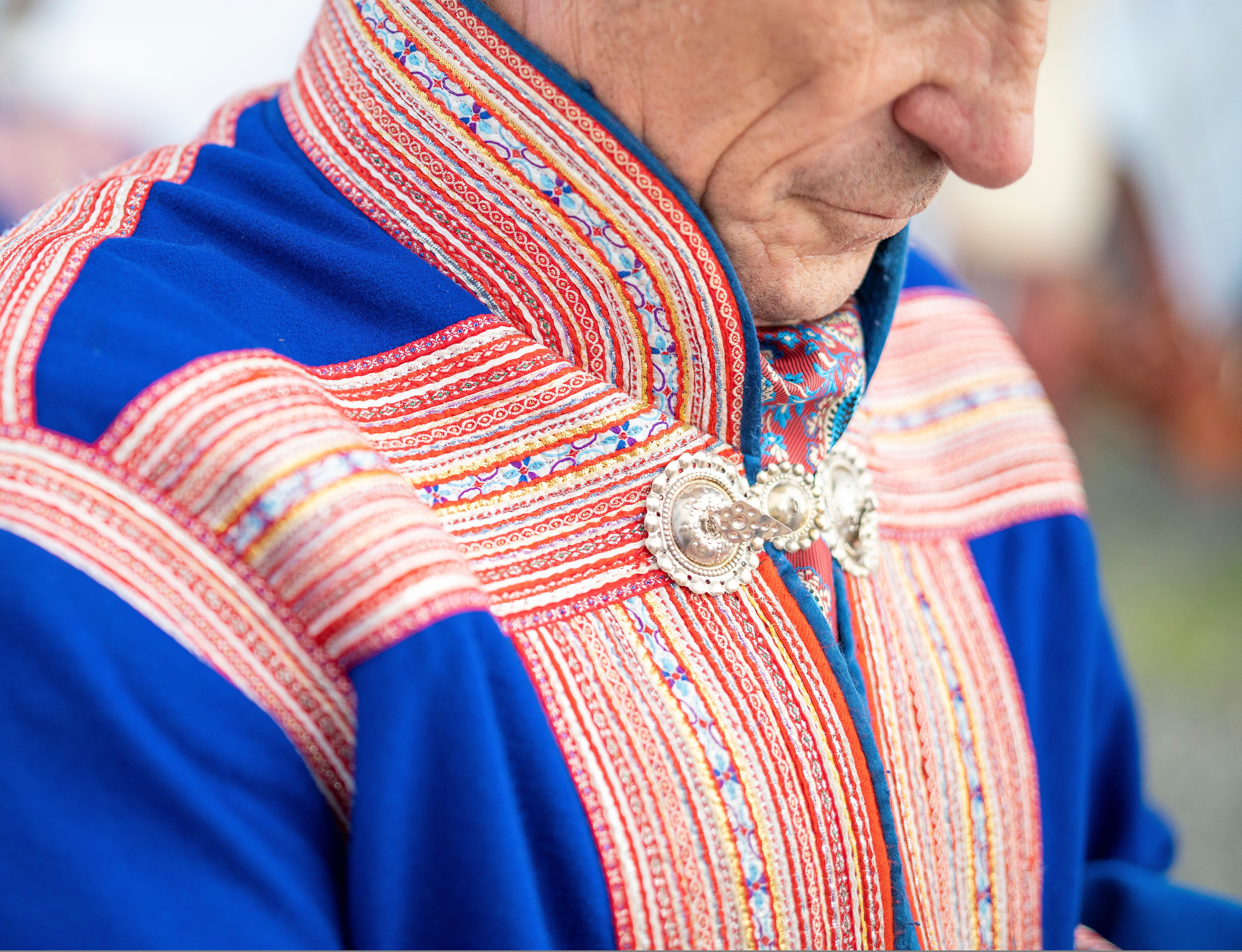 Nils-Henrik Sara in a Kautokeino-kofte