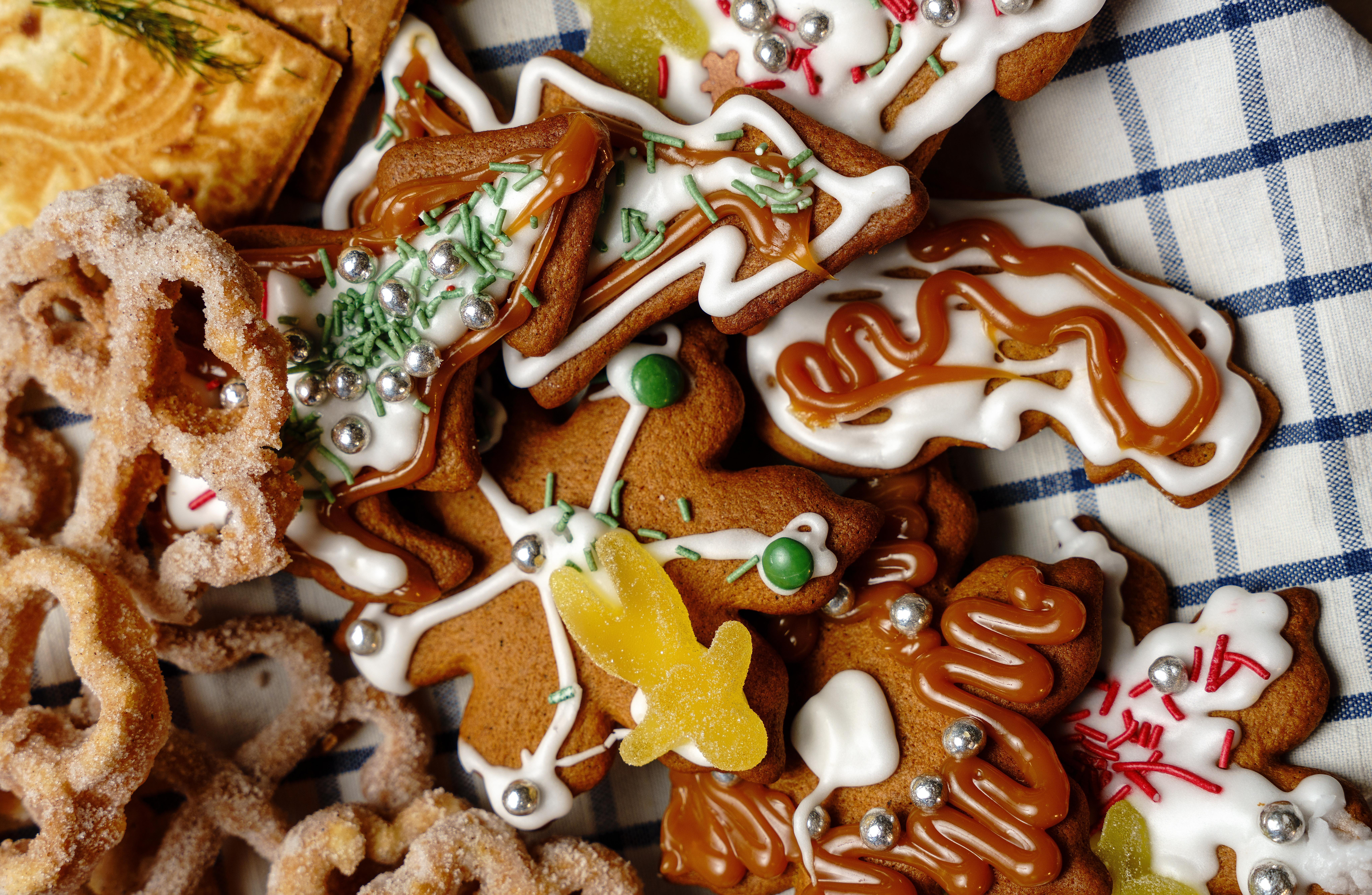 Gingerbread with sprinkles and decorations