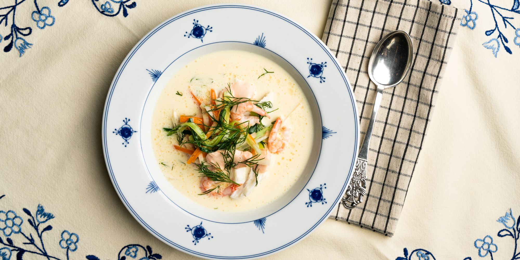 A bowl with Lars Erik Underthun's classic, creamy fish soup.