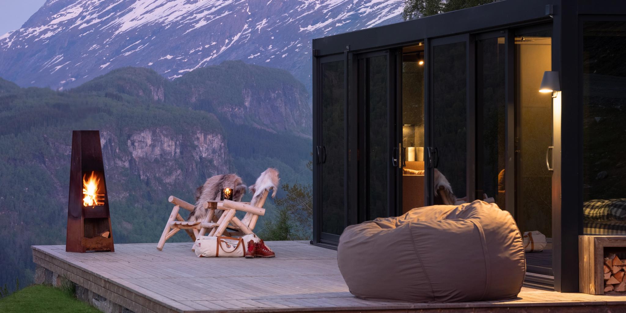 Bergen, Ålesund - Beyond by Up Norway