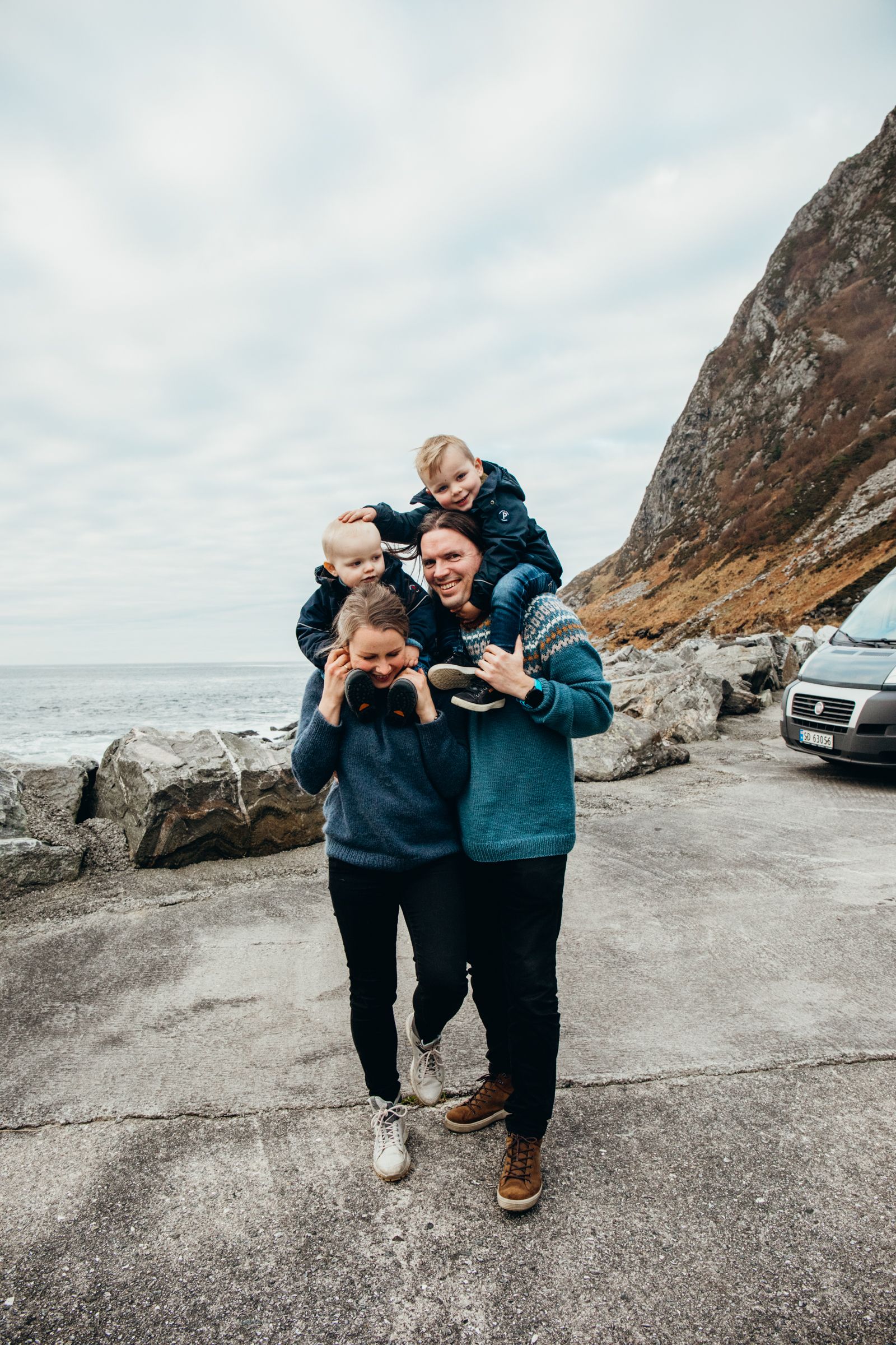 Author Stine Mari Velsvik and her family.