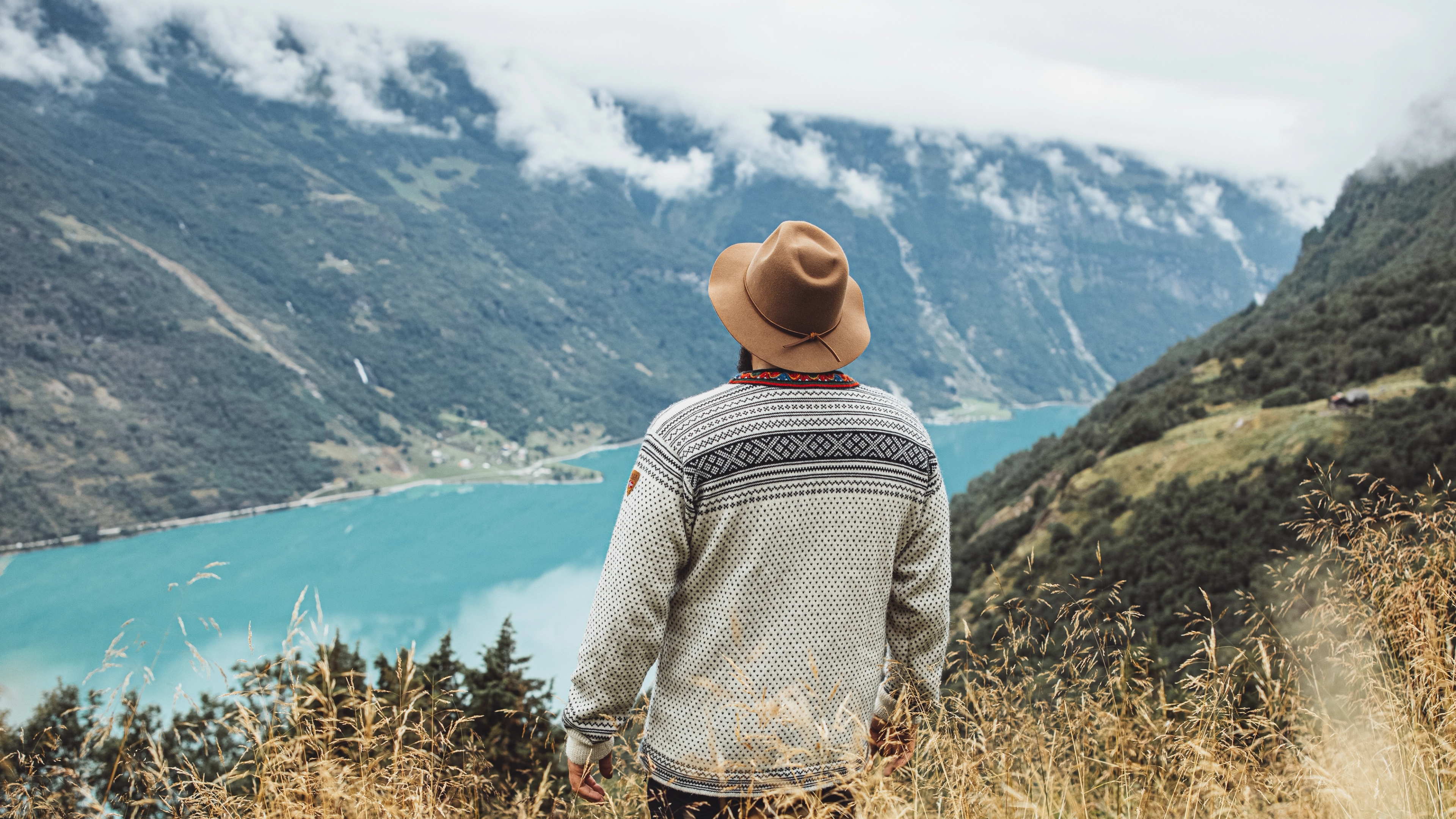 Hiking to Flatsteinbu in Nordfjord, Fjord Norway