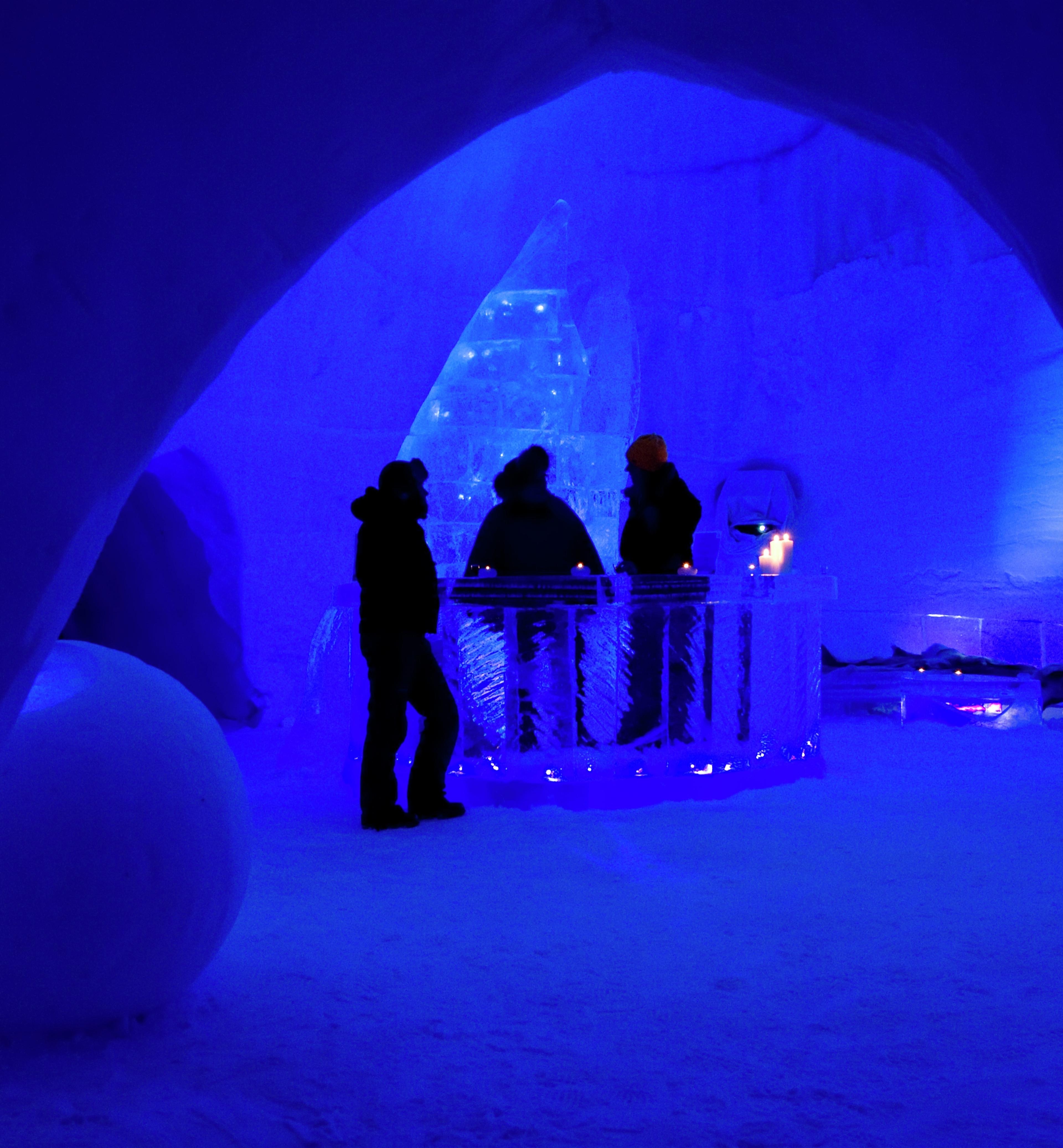 People inside Kirkenes Snow Hotel