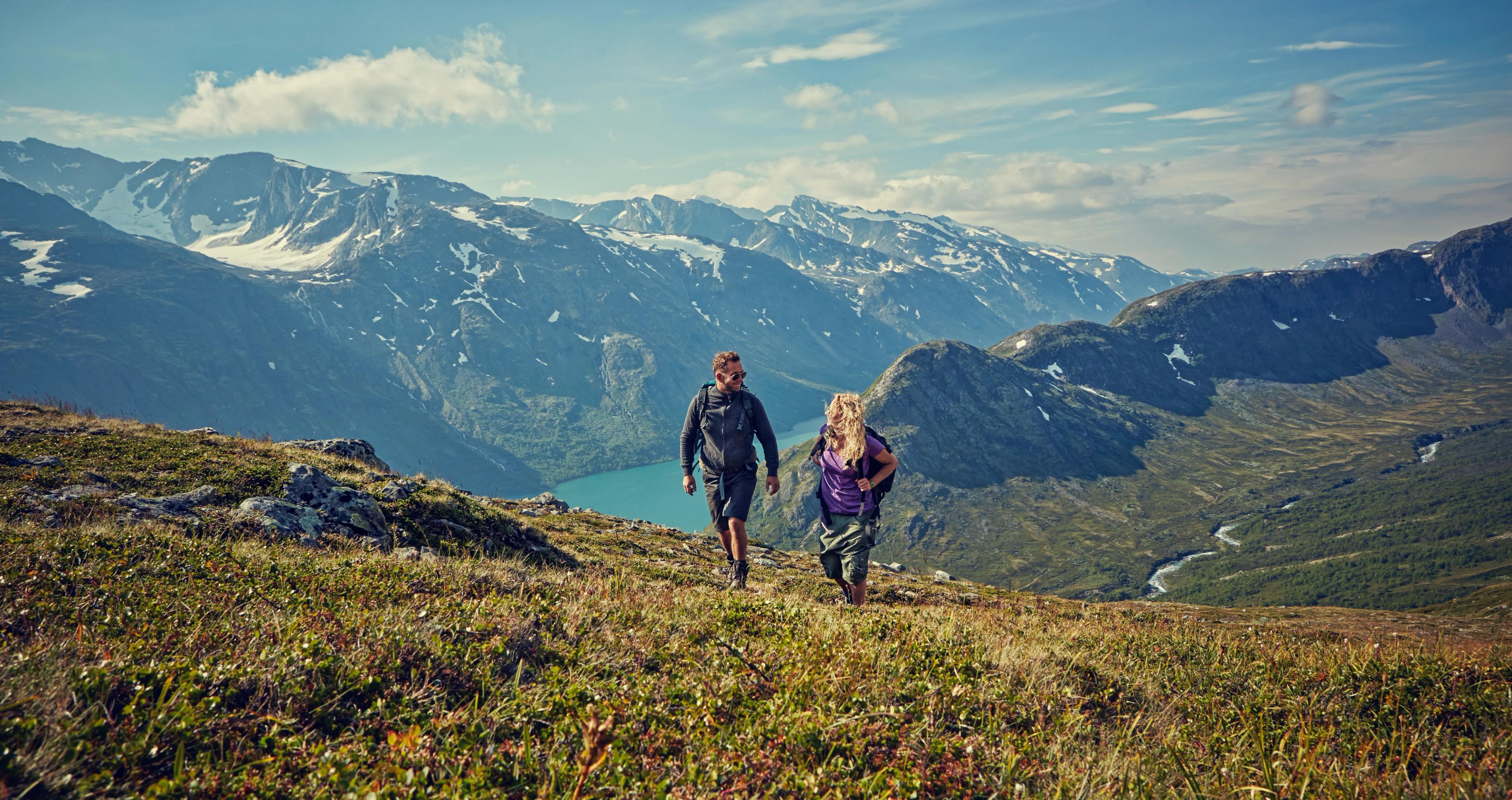 Plan your trip to Eastern Norway and go hiking in Jotunheimen