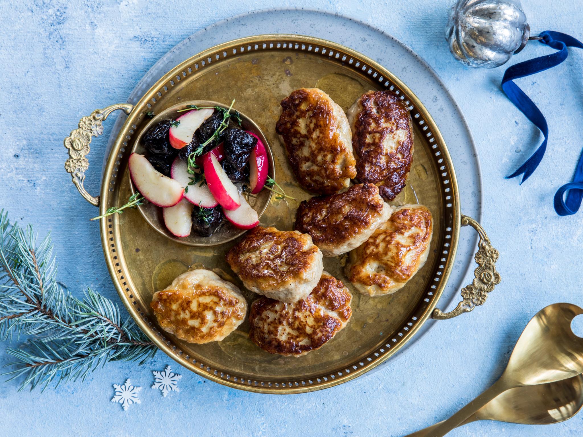 Christmas "medisterkaker"