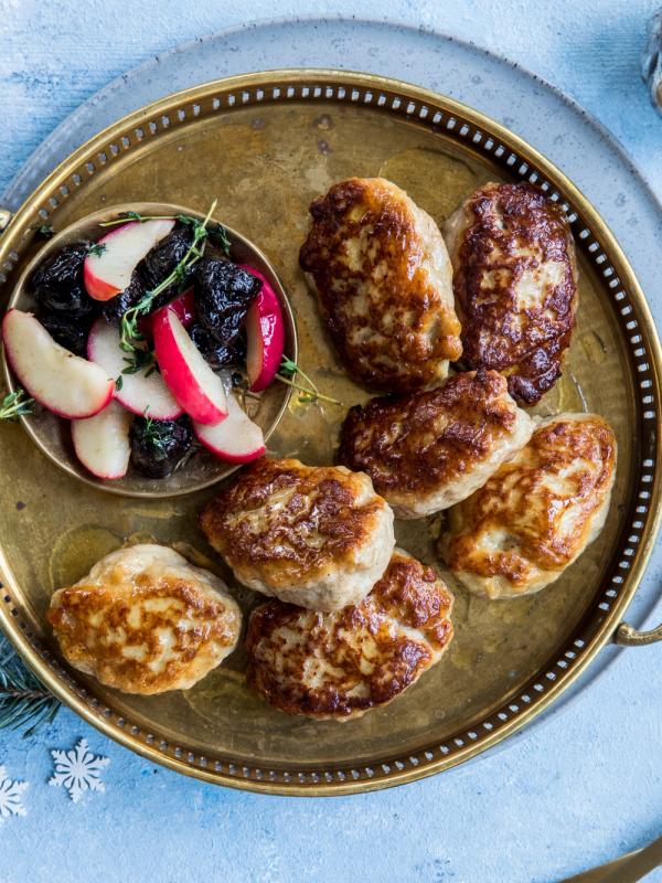 Christmas "medisterkaker"