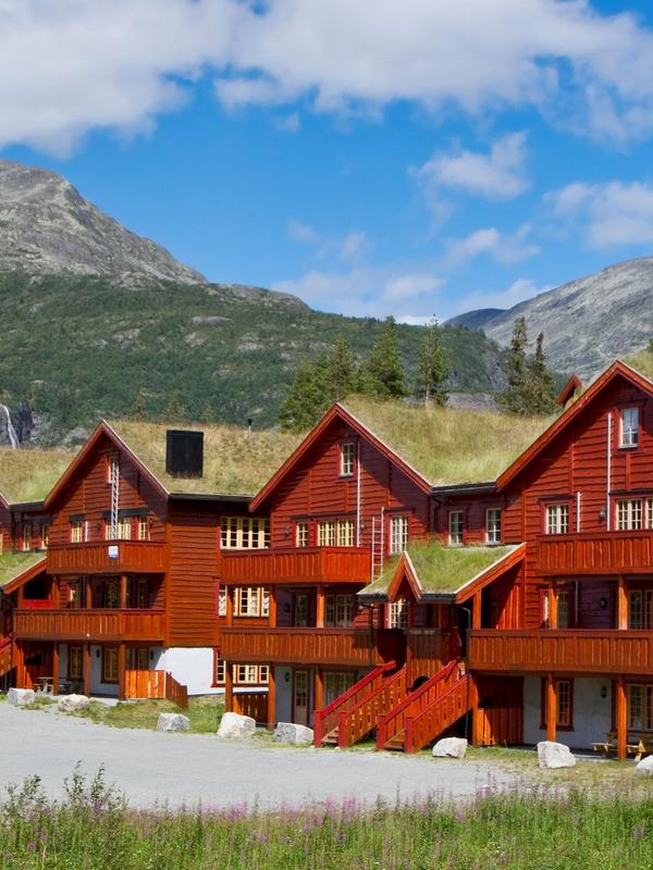 Små hus med leiligheter i Hemsedals fjellandskap