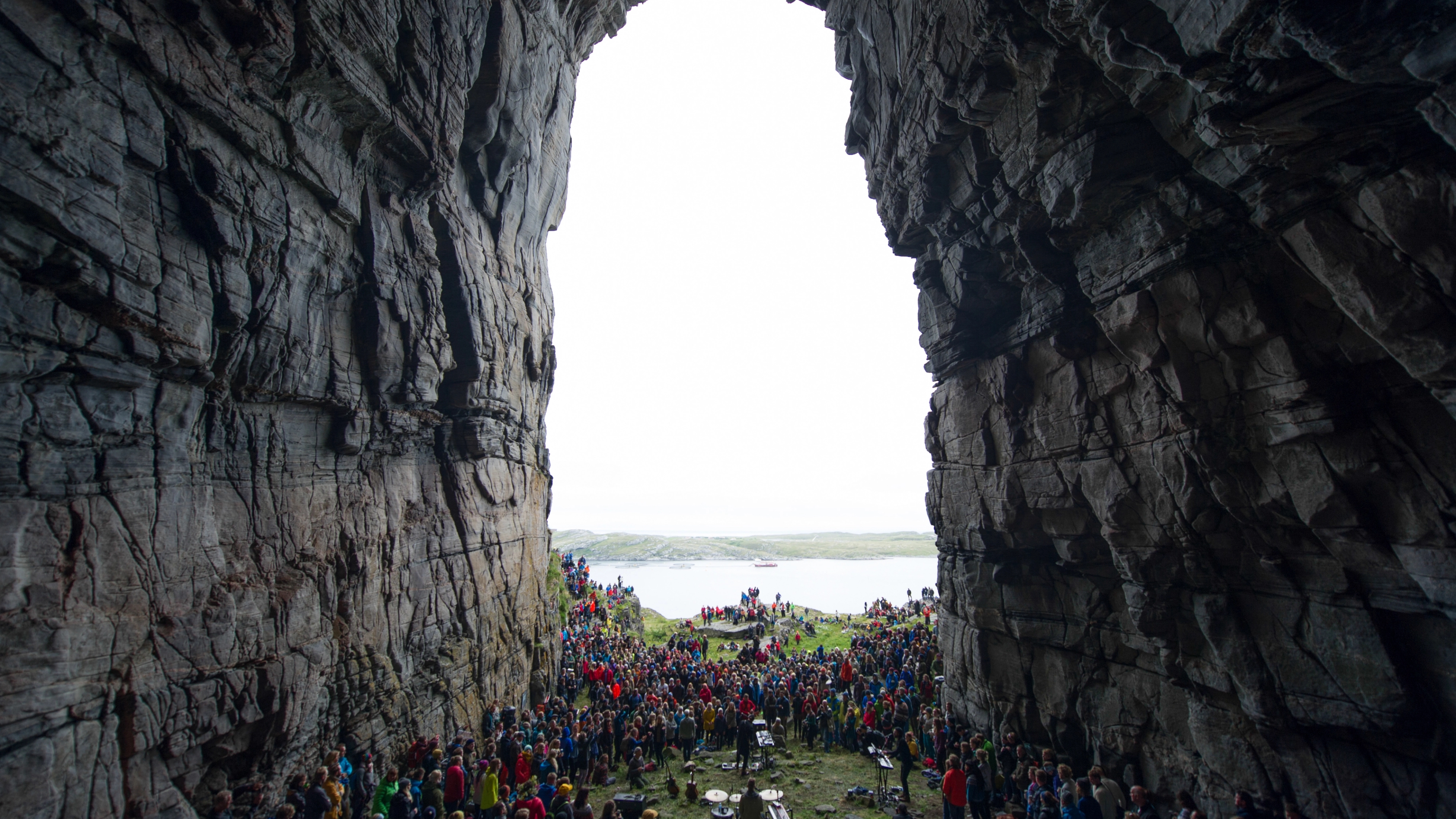 A view over The Træna festival in Helgeland, seen through the mountain